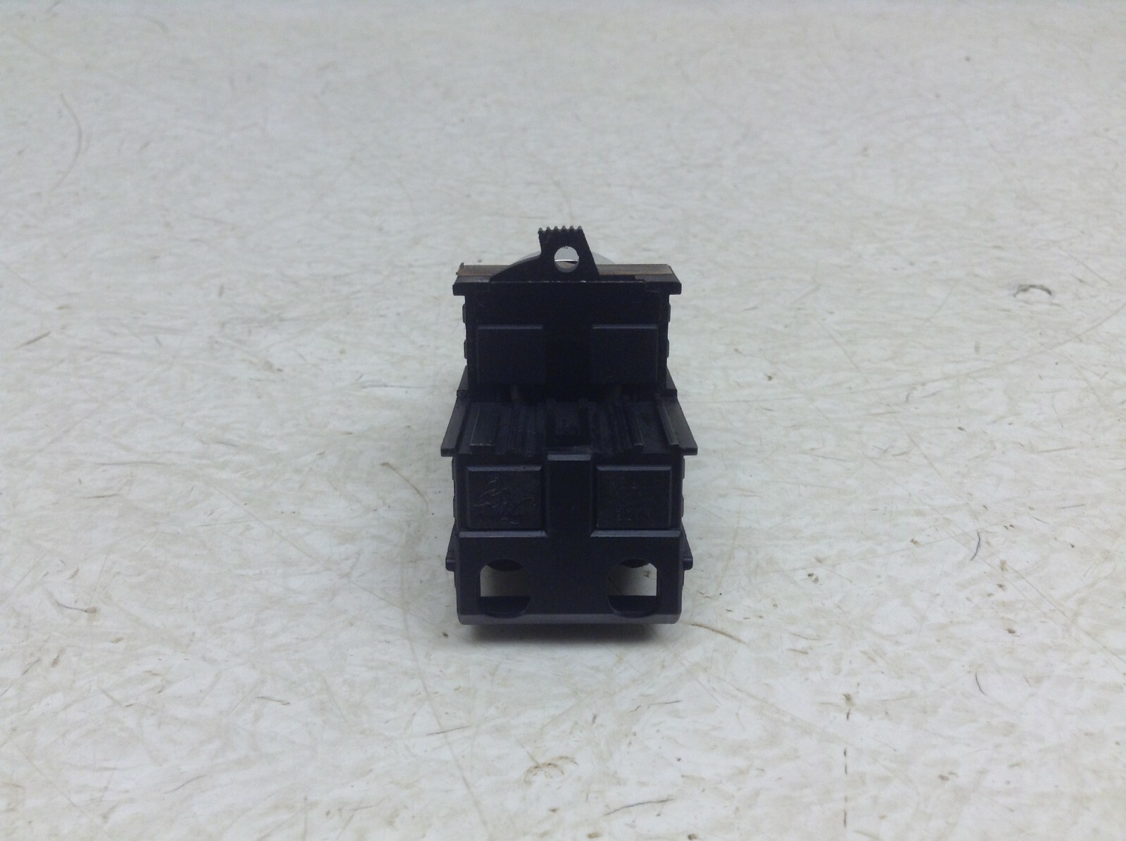 Maruyasu HP22-10B Black Push Button HP2210B (TSC)