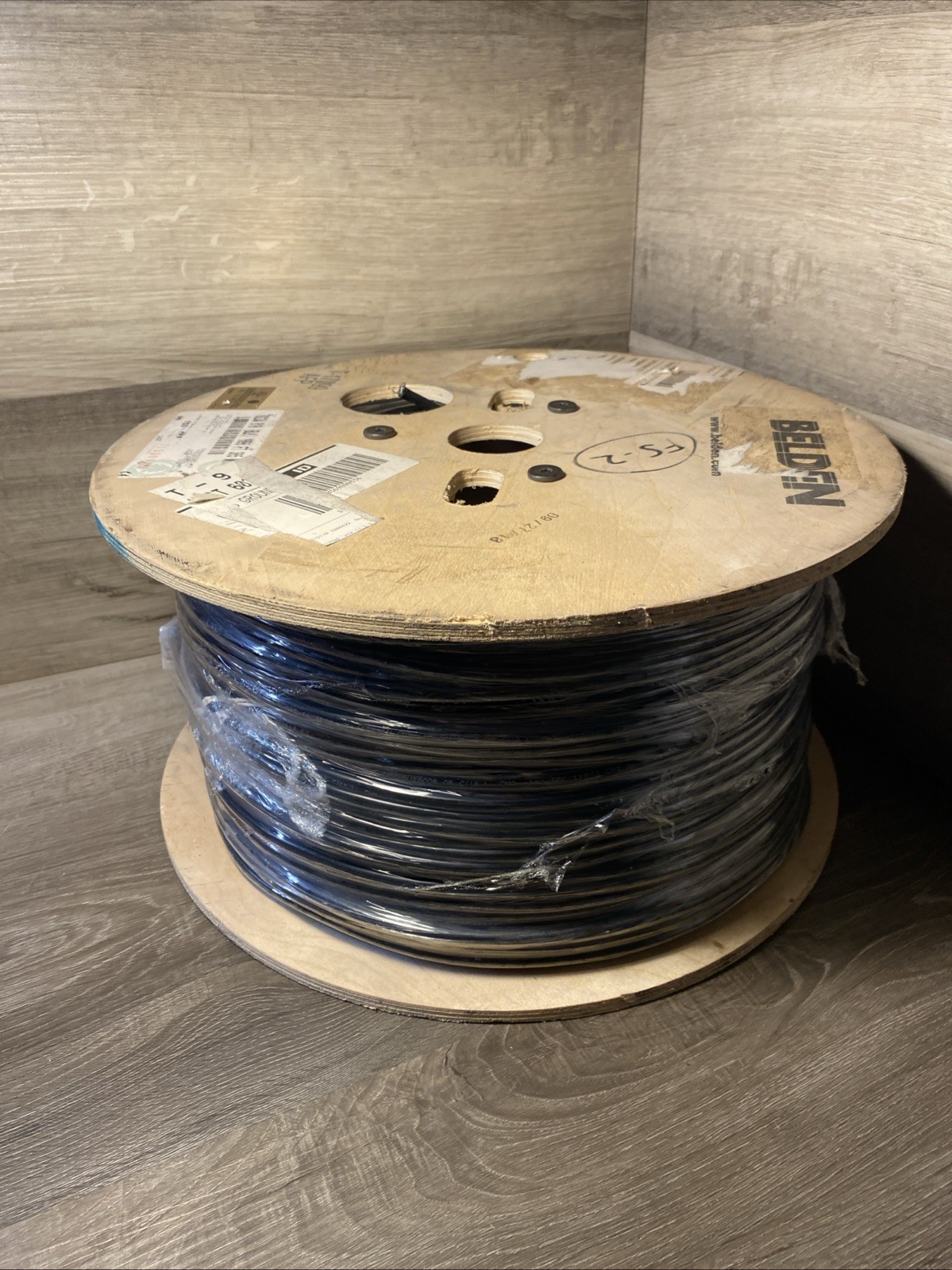BELDEN 7923A 010 Category 5e, 4 Pair Cable 24 AWG, 1000ft Reel (BRAND NEW)