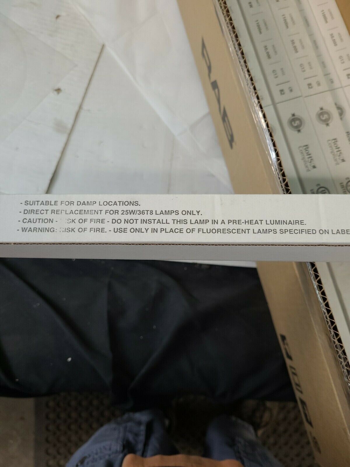 RAB T8-9-36G-835-DIR-T8 LED TUBE-8W-3500K-G13-BALLAST COMPATIBLE-LOT OF 19
