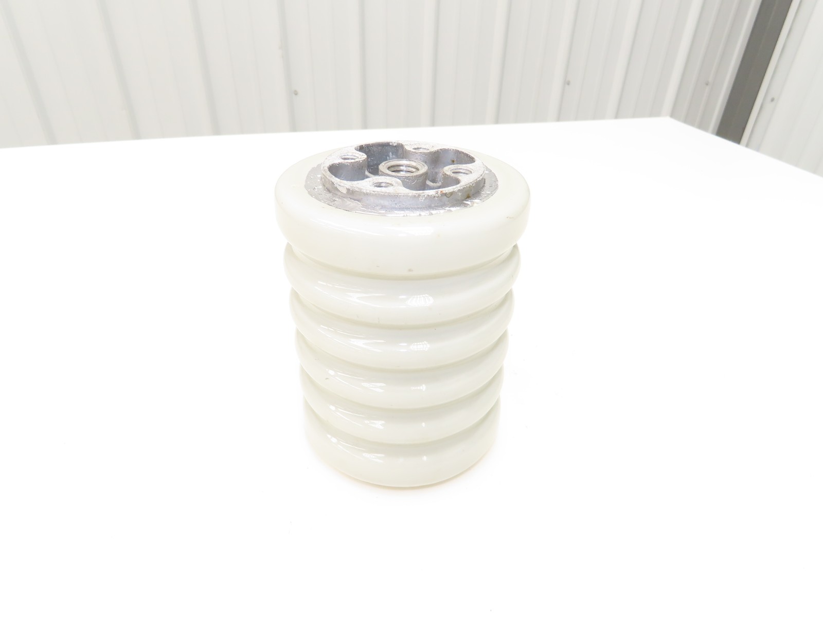 Seves 70003 15kv PPC Porcelain Stand Off Insulator 4.5″x 6″L