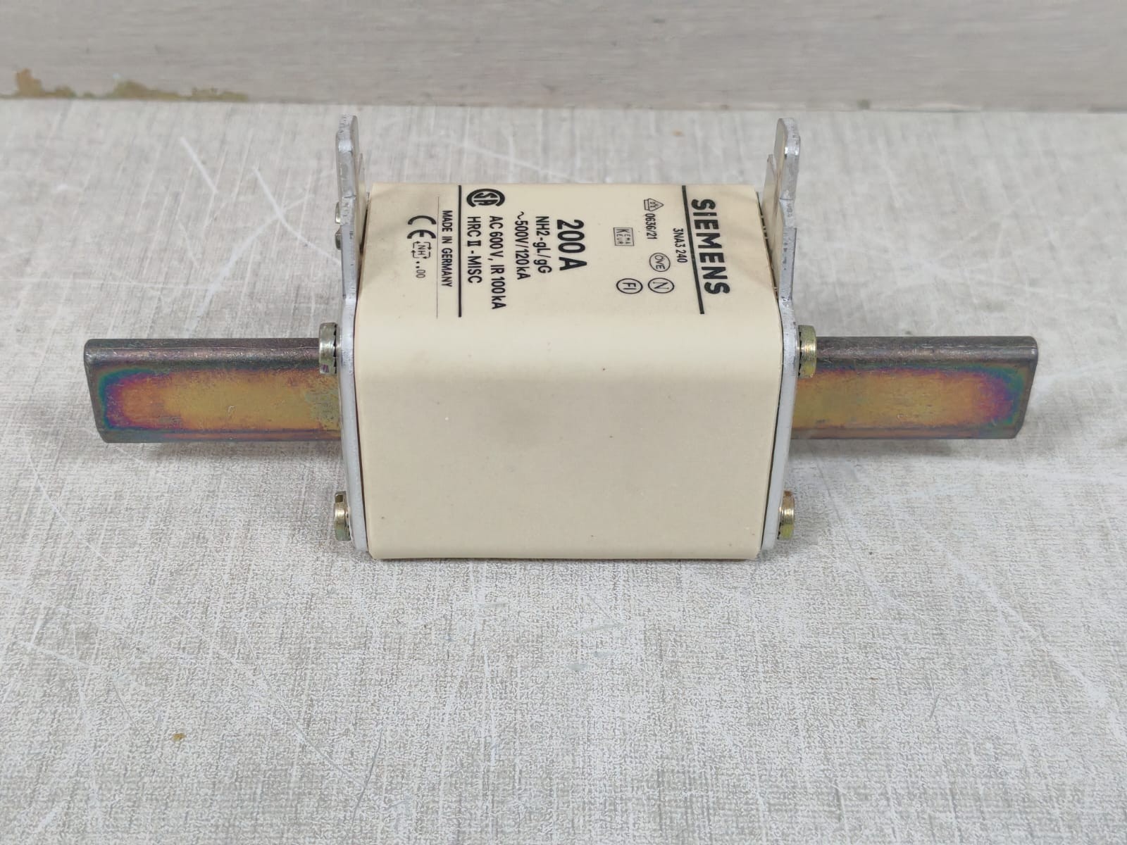 LOT 3PCS SIEMENS 3NA3240 LV-HRC-FUSE LINKS 200A