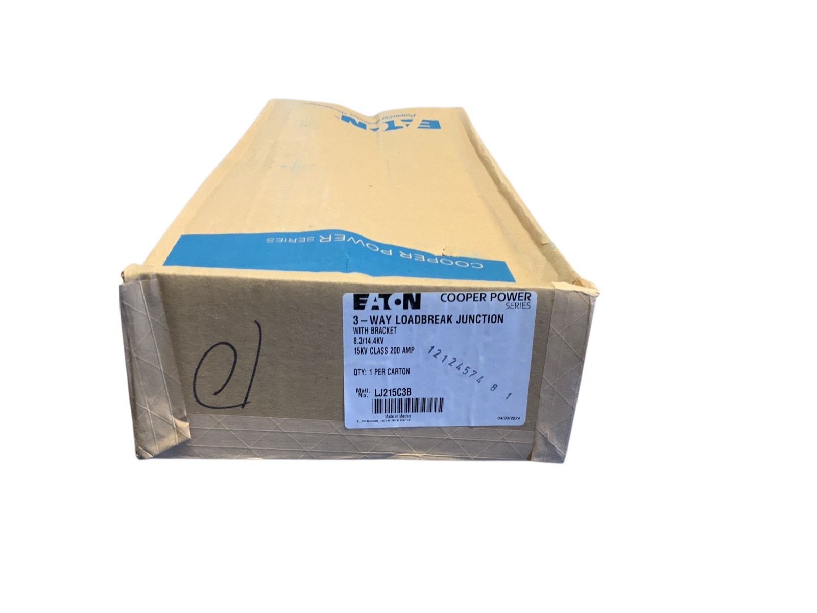 Eaton LJ215C3B 15kV 200A 3-Way Loadbreak Junction w/ Bracket NEW Cooper Power