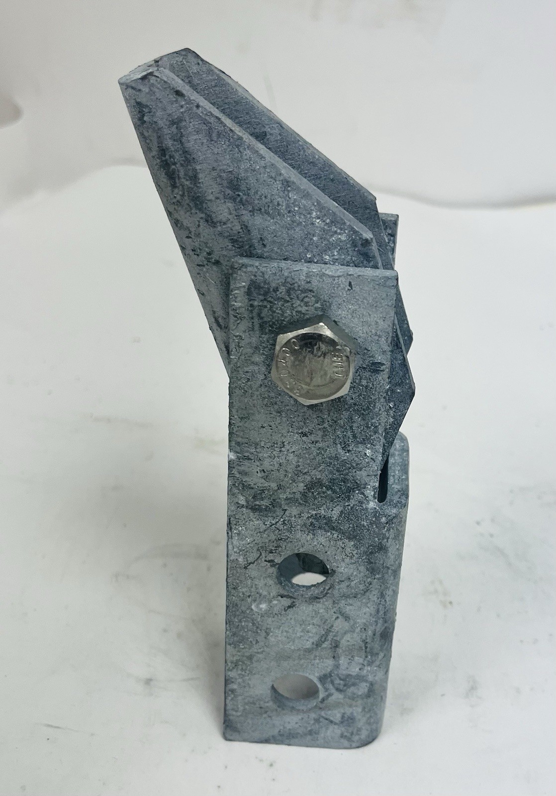 EATON CORPORATION COOPER BLINE NO. B634HDG SINGLE CHANNEL ADJUSTABLE BRACE HDG