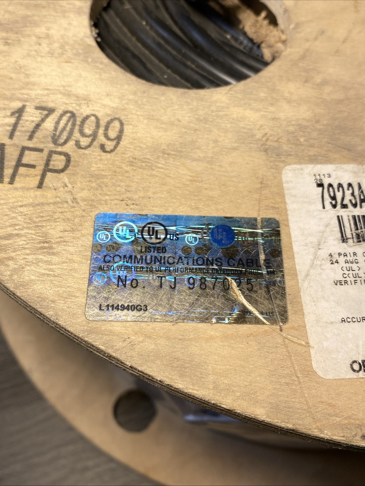BELDEN 7923A 010 Category 5e, 4 Pair Cable 24 AWG, 1000ft Reel (BRAND NEW)