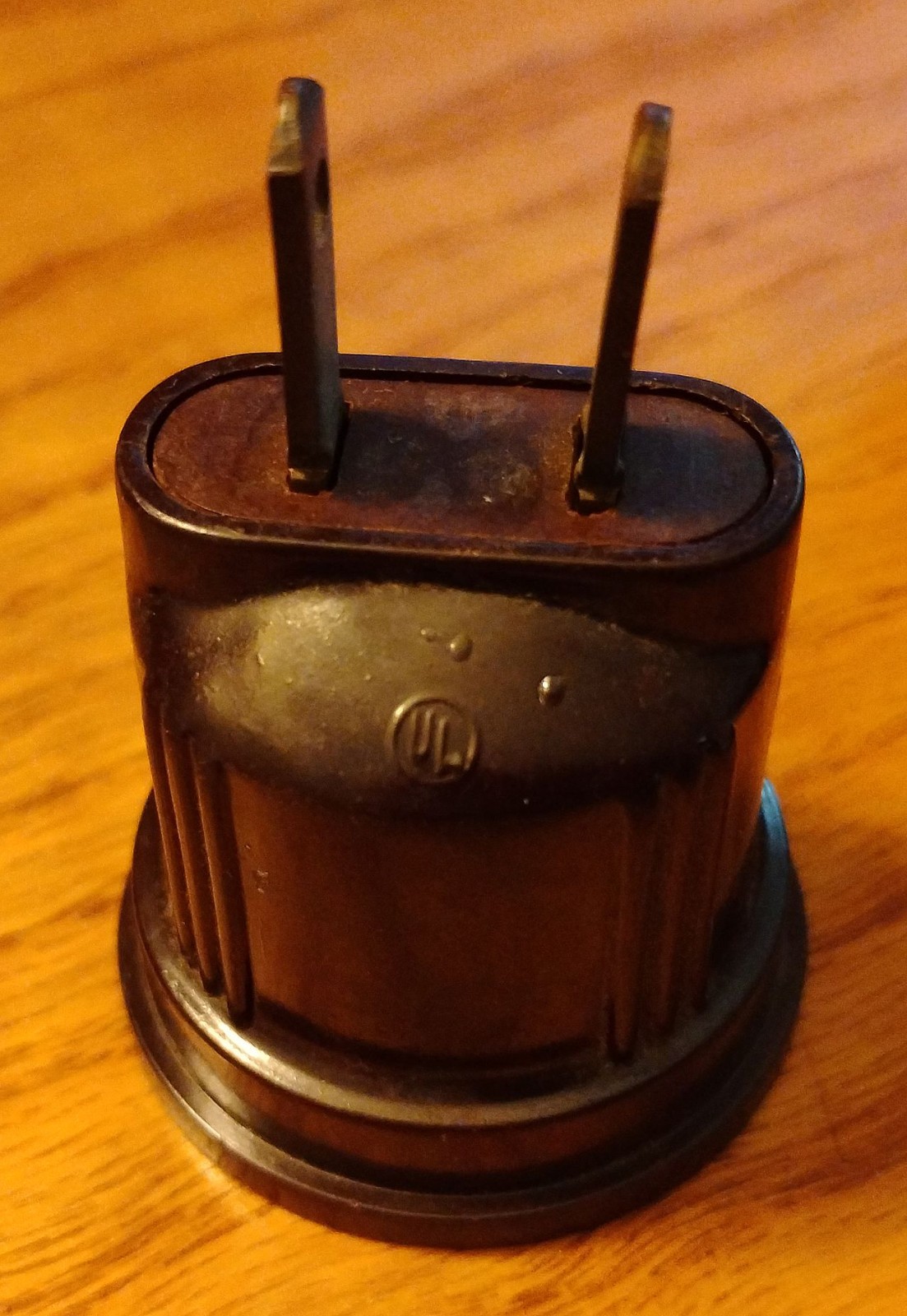 Lot of 5 Various Vintage Bakelite Electrical Items Bell Electric Co, Eagle USA