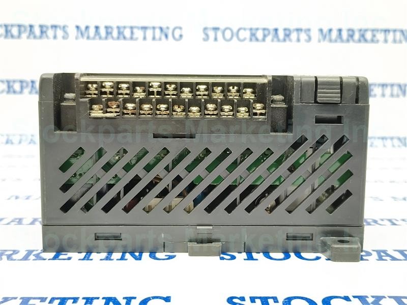 LOT 2 PCS. KOYO DIRECT LOGIC D0-05DD Programmable Logic Controller 100-240V 30VA