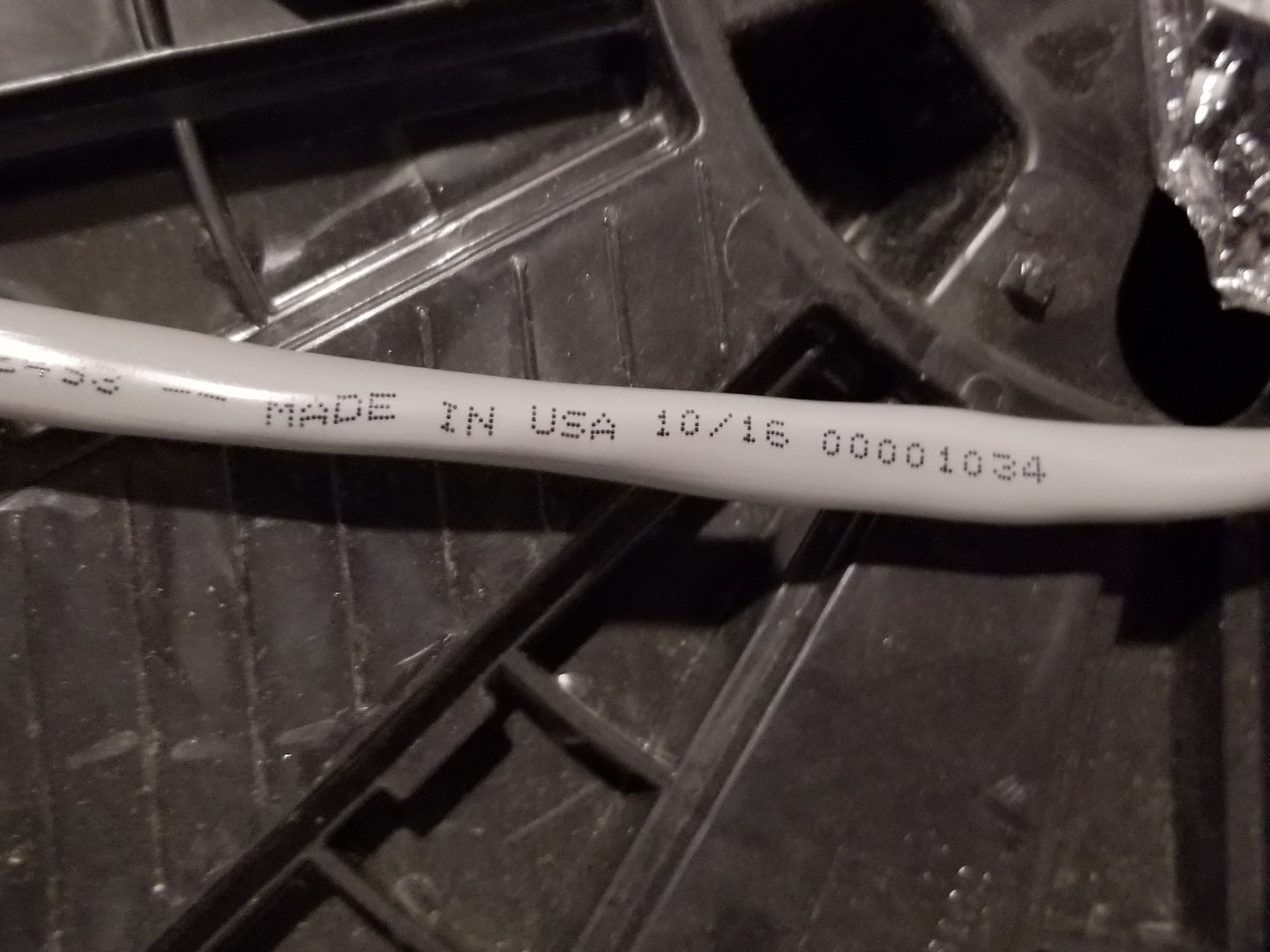 Carol C0910A 24/2P Individ Shielded Pairs Lo-Cap/LOCAP Computer Cable Gray/50ft