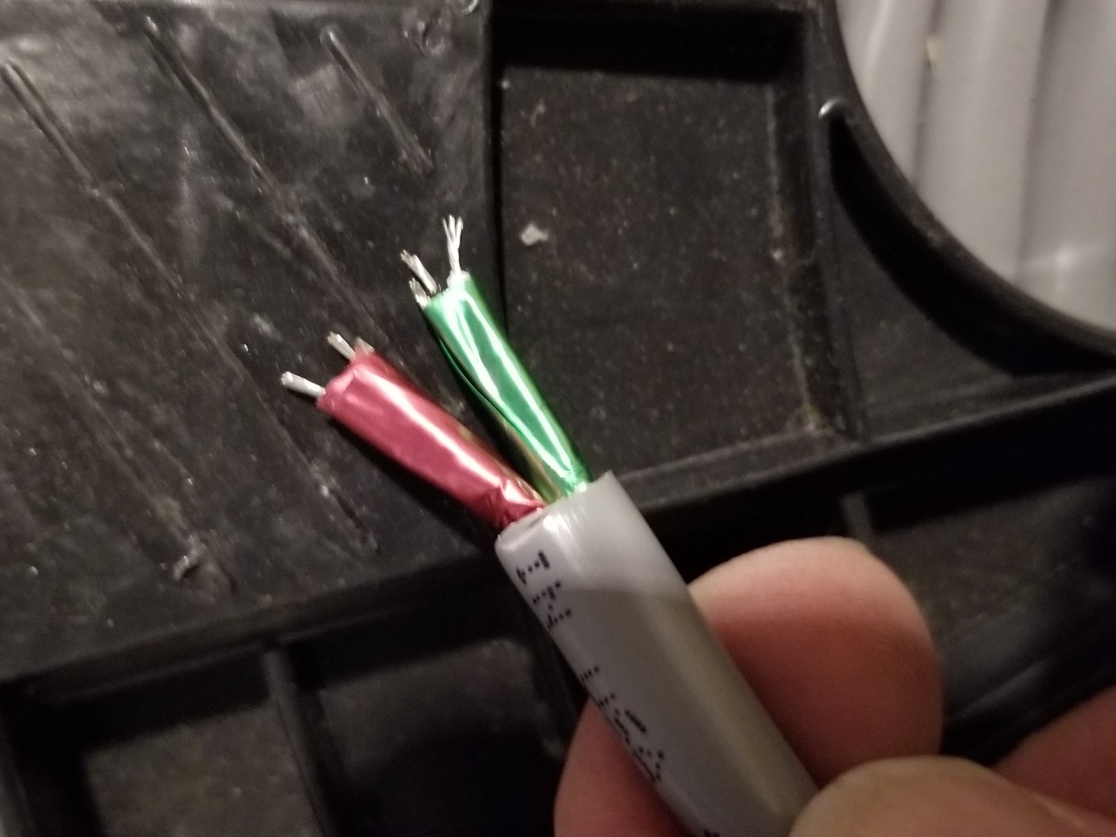 Carol C0910A 24/2P Individ Shielded Pairs Lo-Cap/LOCAP Computer Cable Gray/50ft