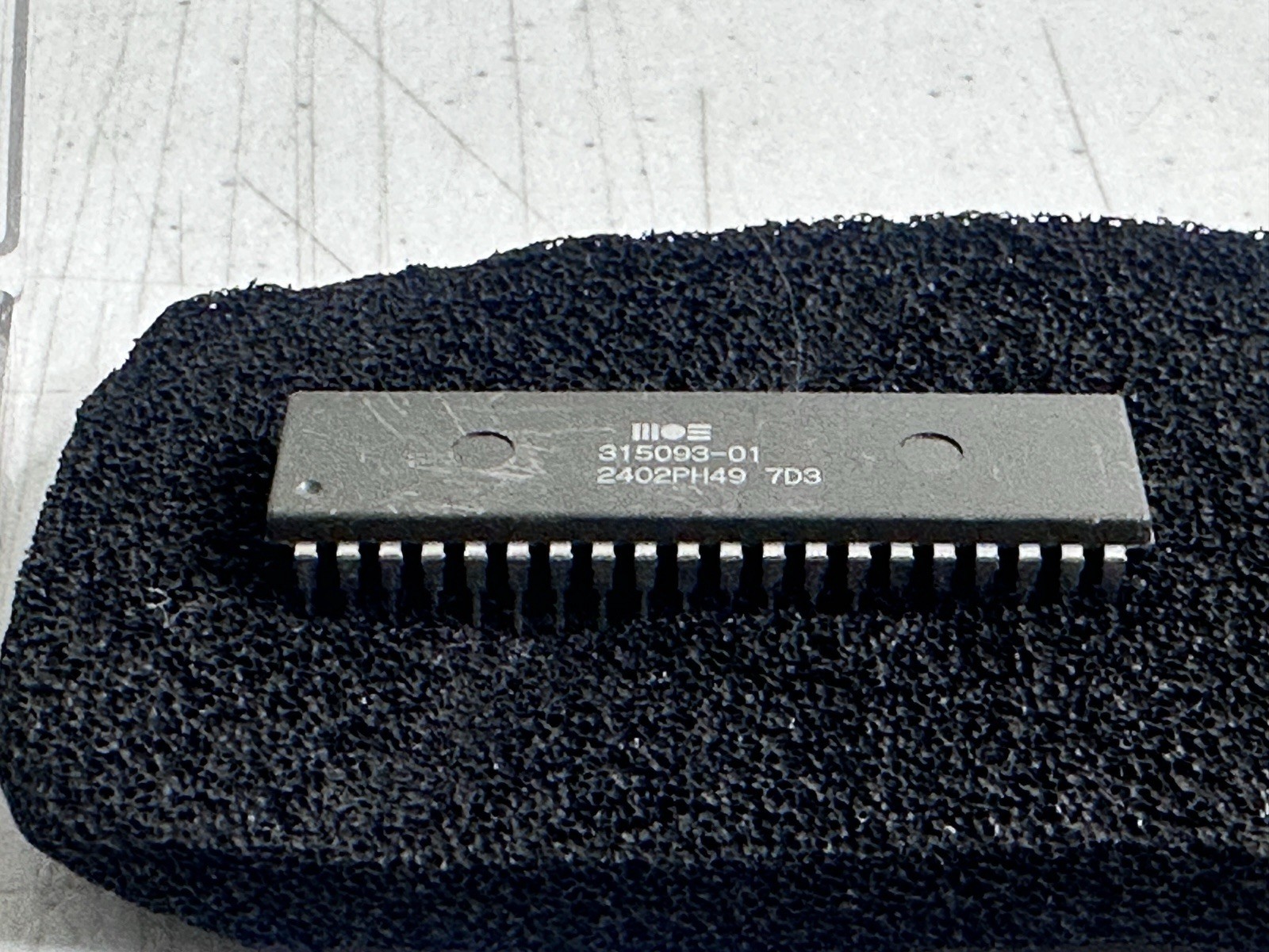 Collector Grade CPU Apple 1982 Custom ROM Vintage Computer Chip Set Untested