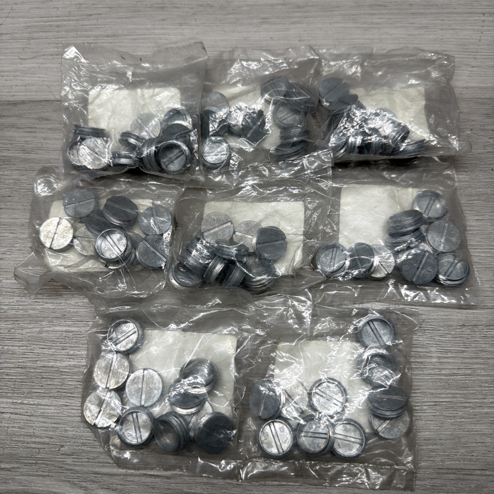Lot Of 80 T&B Red Dot DPLG-1 Weatherproof Closure Plugs, 1/2” NPT, 8 Packs Of 10