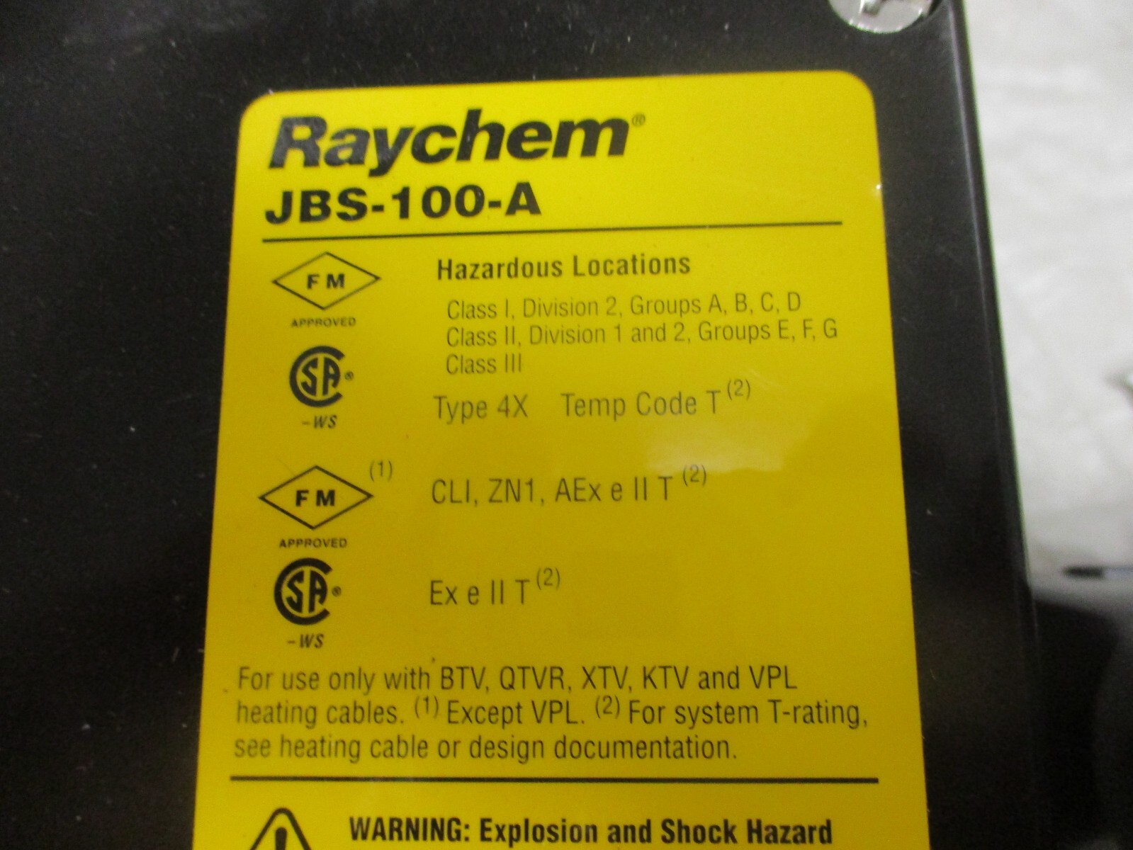 RAYCHEM JBS-100-A Single-Entry Power Connection with Junction Box