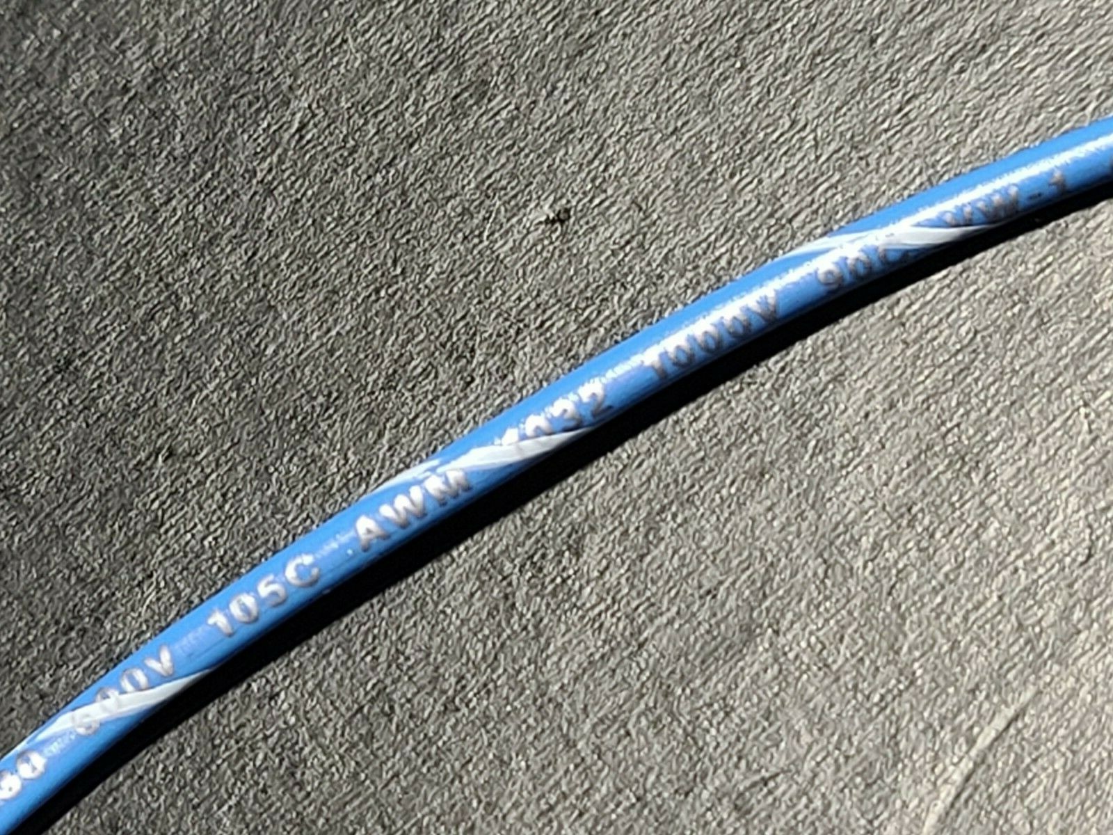 Advanced Digital Cable #16awg TnCu BC-5W2 HookUp Wire 1015/1230 Blue/White/100ft