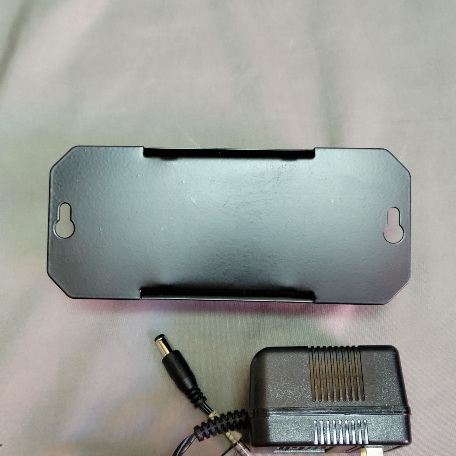 Monster Cable Signal Amplifier 75 Ohm 1 Ghz, 60 Hz Black Carded