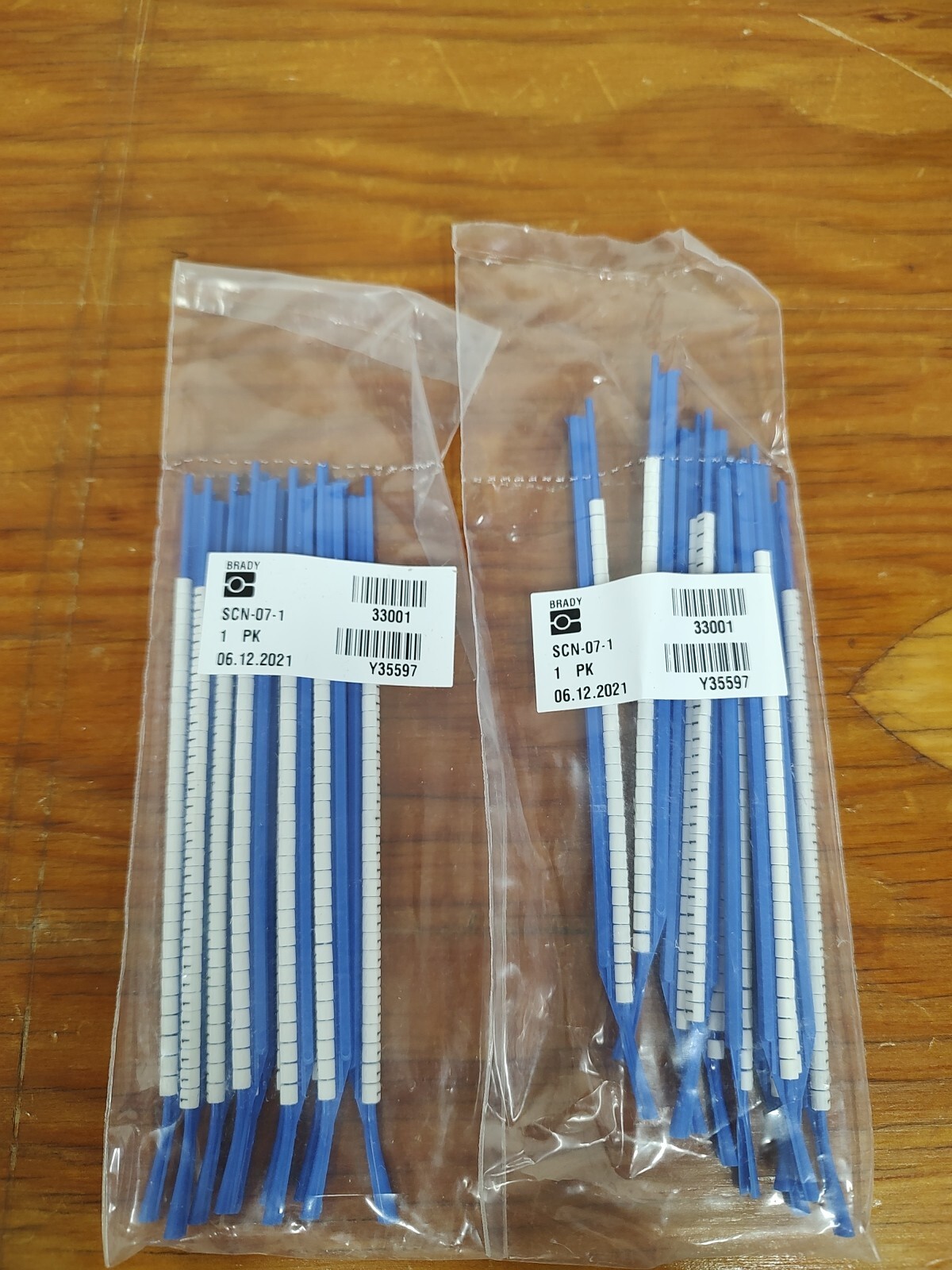 Brady Wire Marker Wand SCN-07-1 *LOT OF 2 BAGS*