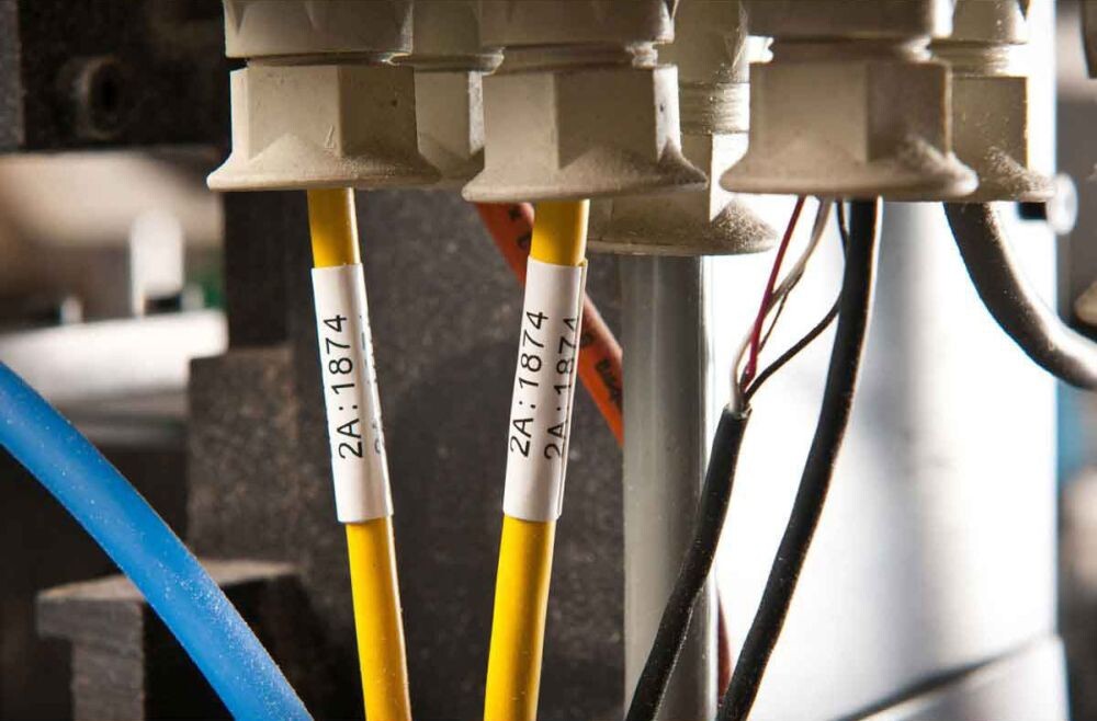 Brady BM71-1000-175-342, Heat Shrink, Wire and Cable Label (500 per Roll), 1pc