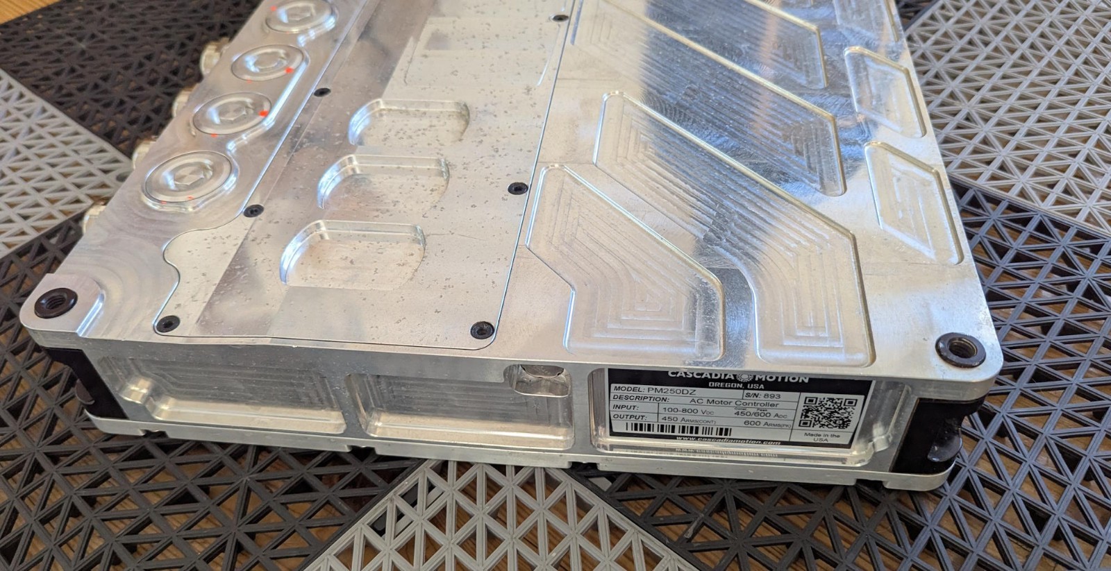 Cascadia Rinehart PM250DZ Inverter 550+ HP, 800V