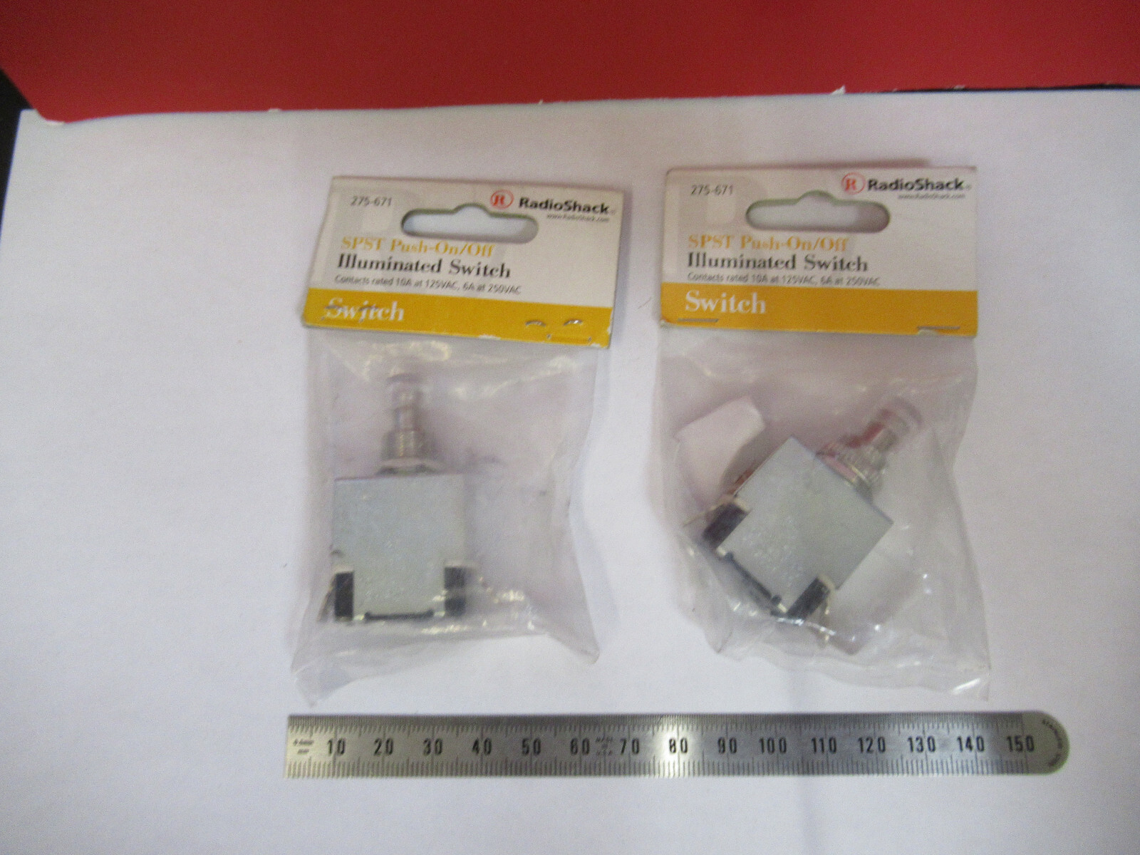 LOT RADIO SHACK SPST SWITCHES AS PICTURED X3-B-12
