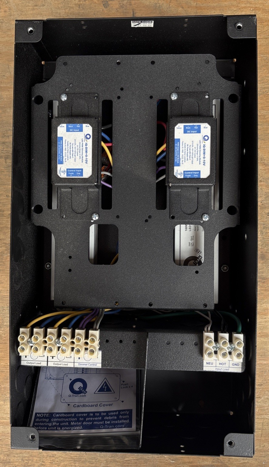 Q-TRAN QTM-ELED-200 120/277 To 24V 200w (2×100) Drivers 0-10V Dimming