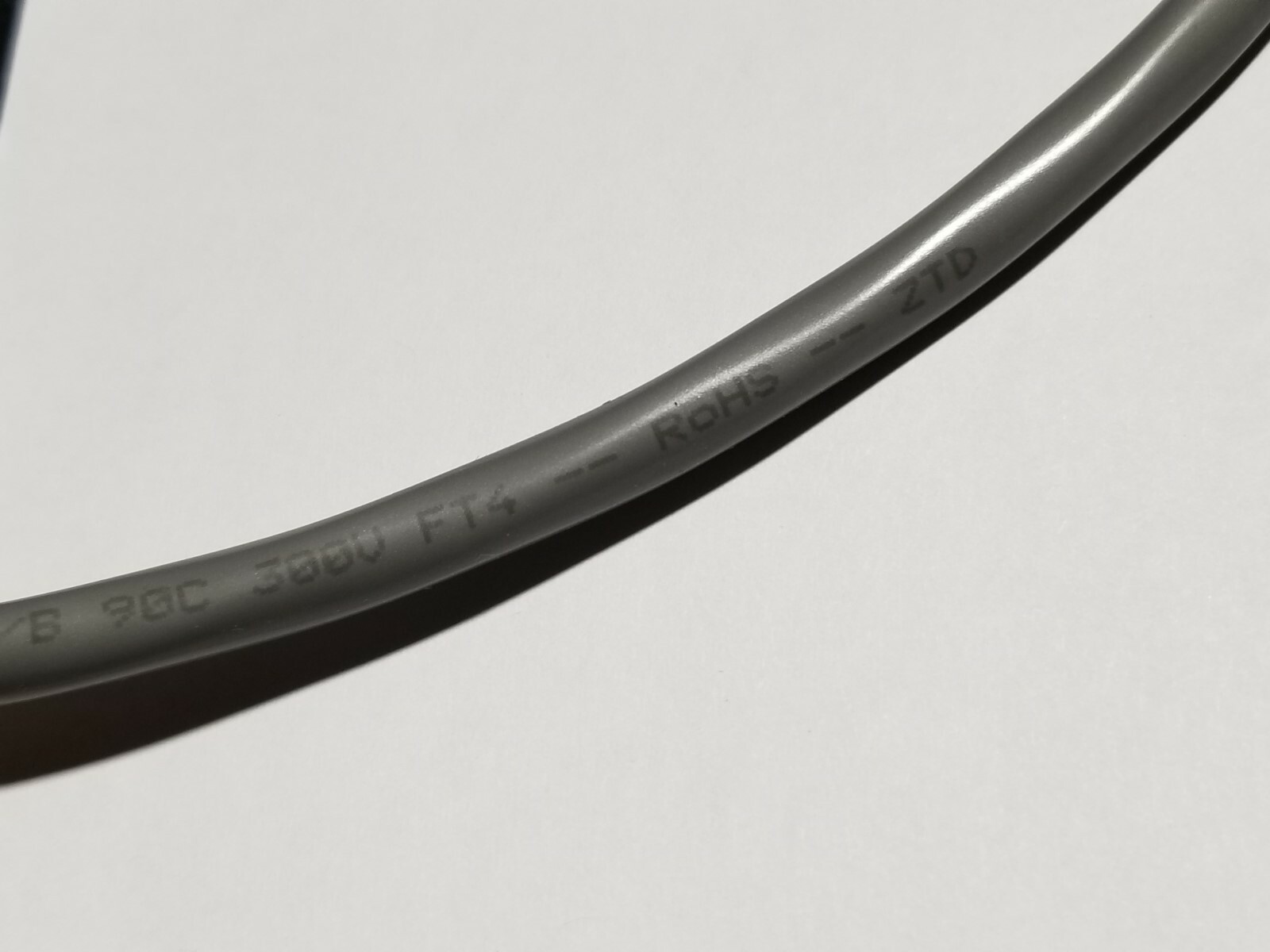Quabbin 0200 18/3C PLTC/ITC UV Resistant Tray Cable = Belden 9493 Gray /50ft