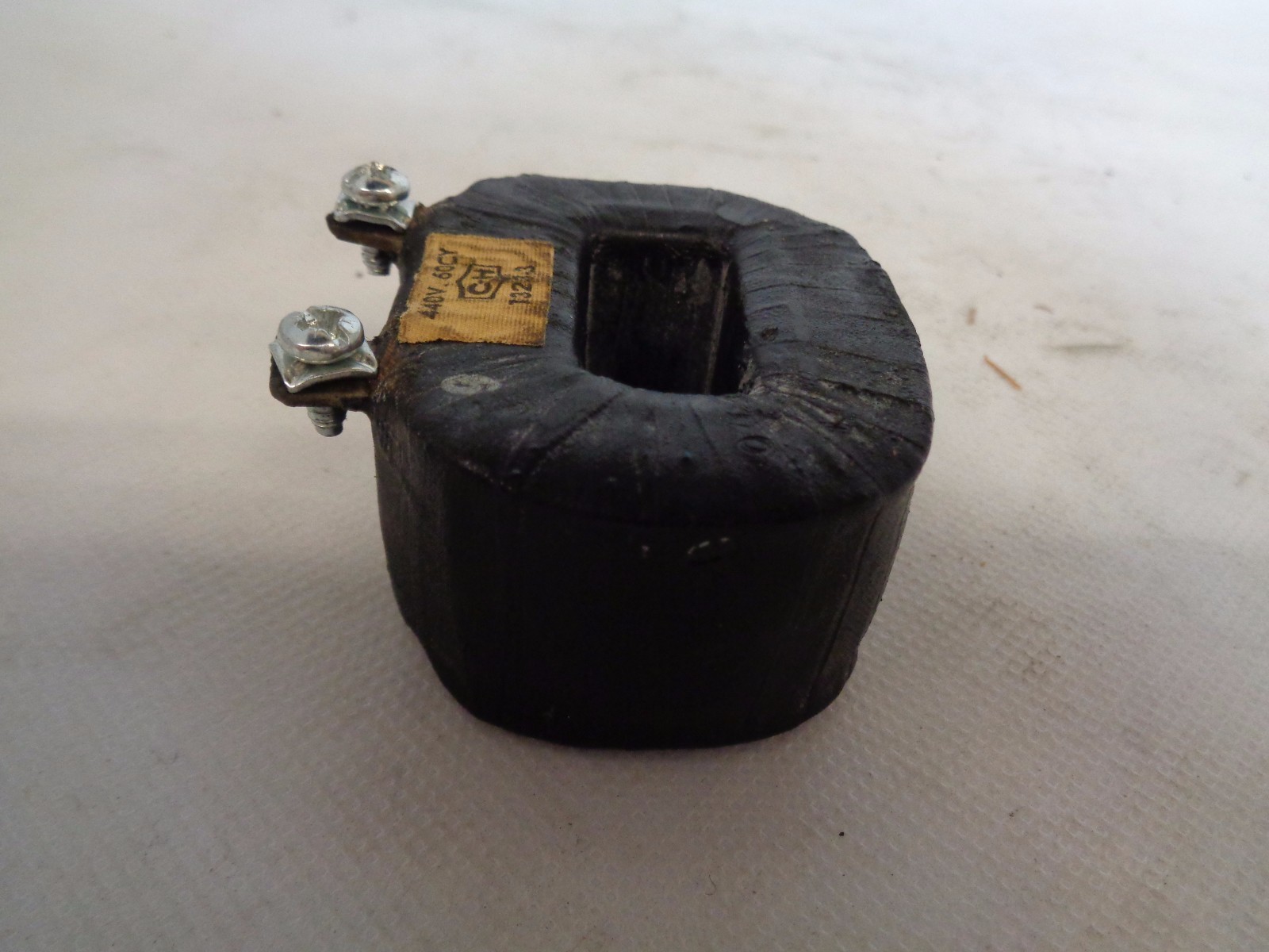 NEW CUTLER-HAMMER 1323-3 COIL 440 V