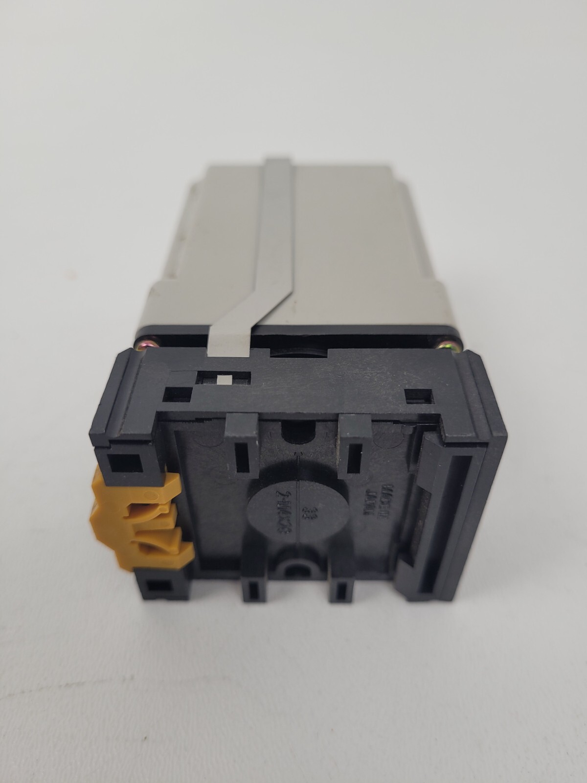 APR-S Omron 220V Phase Reversal Relay – Next Day Option