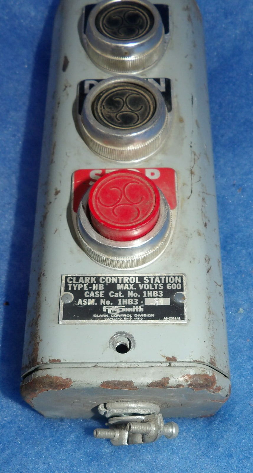 Clark Control 1HB3 1HB3-3 600V 3 Button COntrol Station + 1 Year Warranty