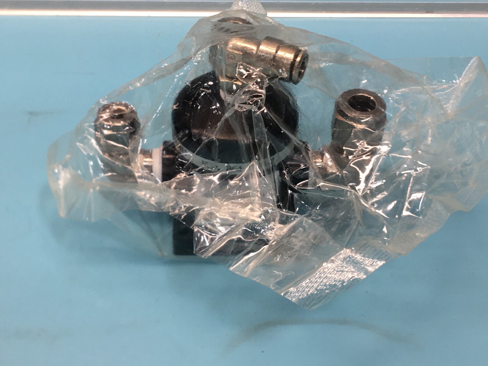 ENTEGRIS 864-13404-0 3-WAY VALVE, M219411, COHN2652, 167075