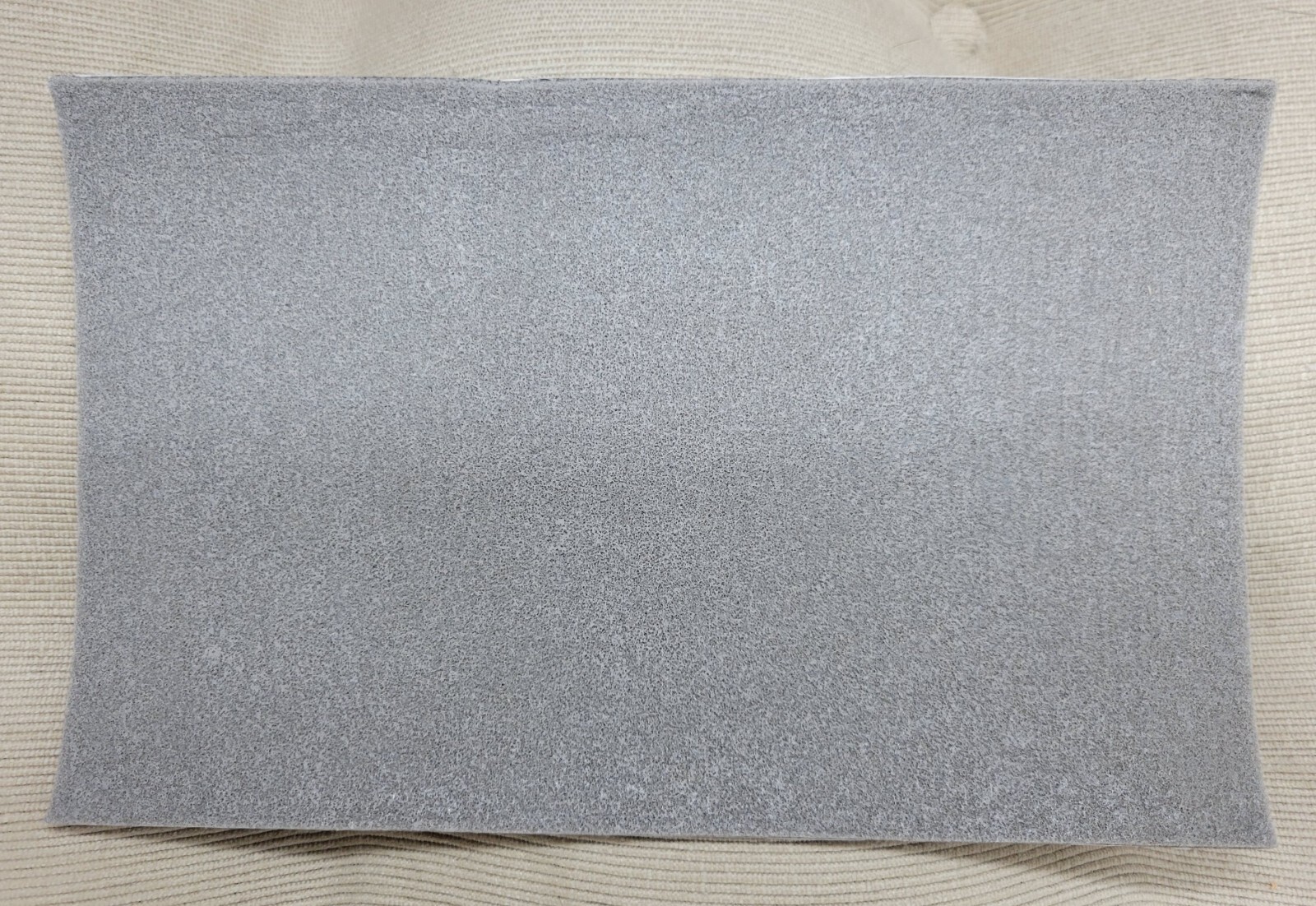 1pc Parker Chomerics FOAM CONDUCTIVE EMI GASKETs Adhesive Back 200mmx130mmx2mm
