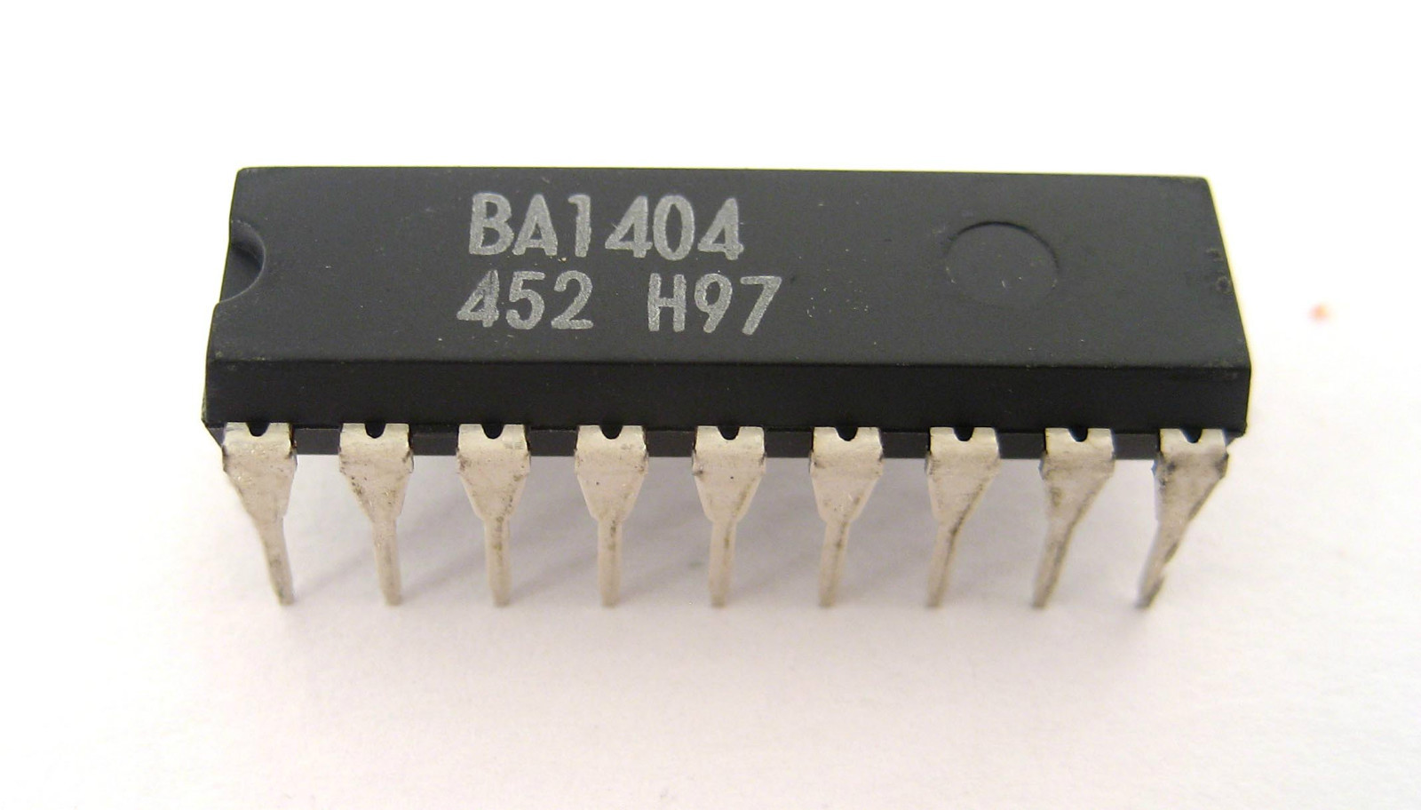 BA1404: FM Stereo Transmitter IC