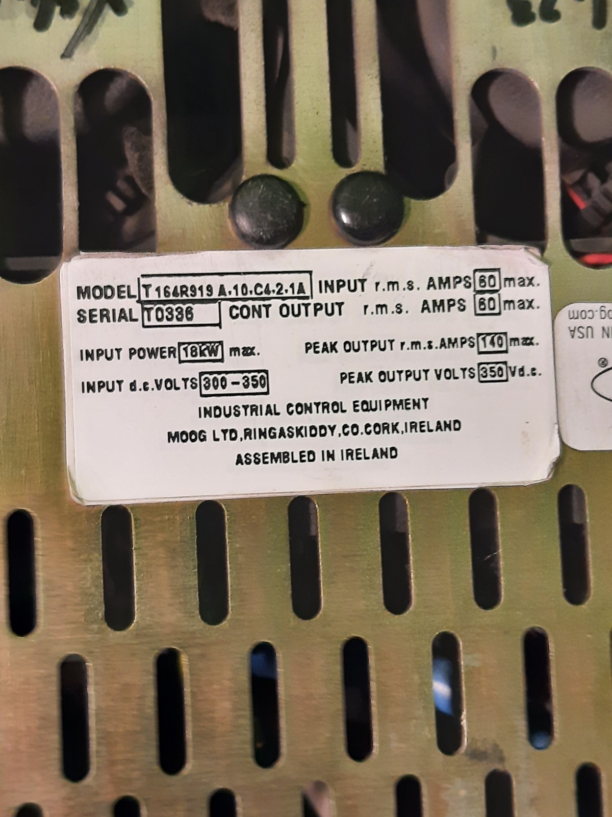MOOG T164R919A-10-C4-2-1A Digital Motor Controller 18kW 300-350V Servo Drive