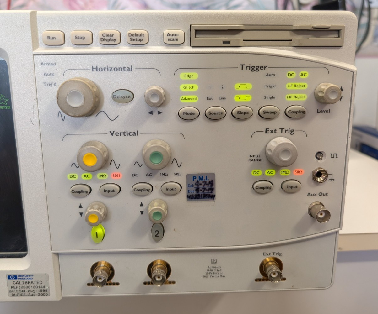 Agilent 54810A Infiniium Oscilloscope 500 MHz 1 GSa/s