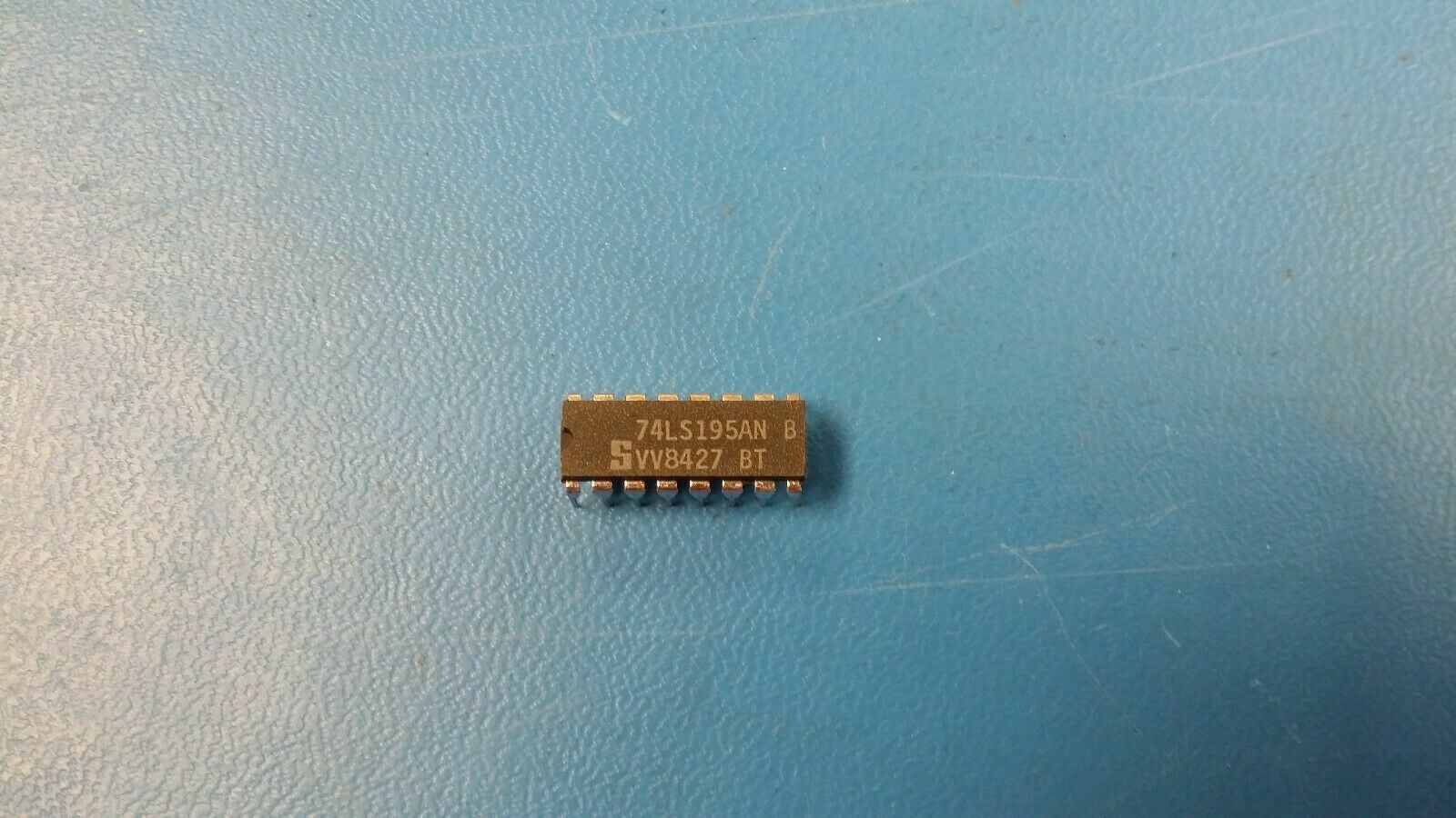 (10 PCS) 74LS195AN SIGNETICS, SHIFT REGISTER, 4 BIT, 16 PIN DIP