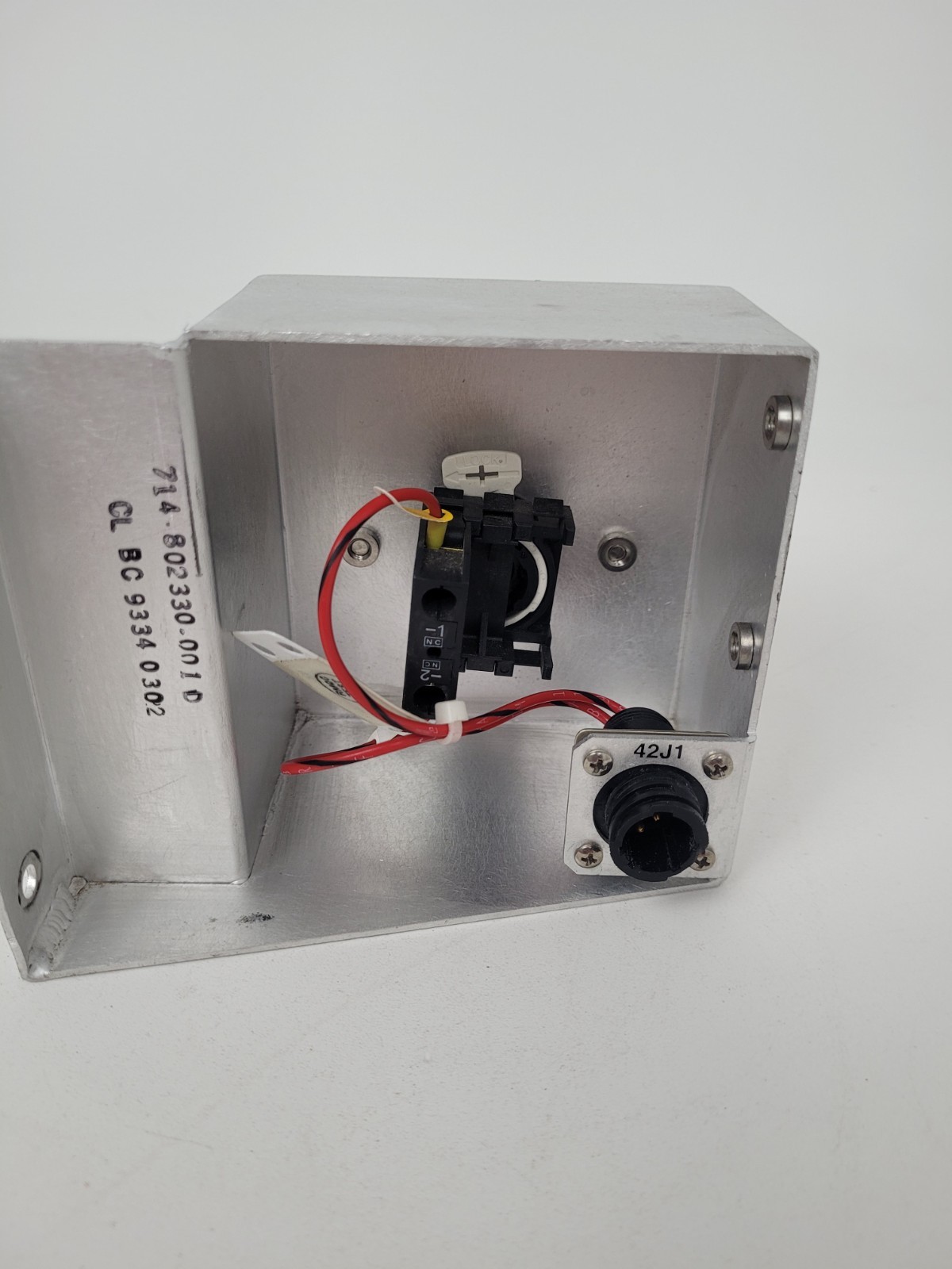 E22B1 Cutler-Hammer Contact w/ Emergency Off Button – Next Day Option