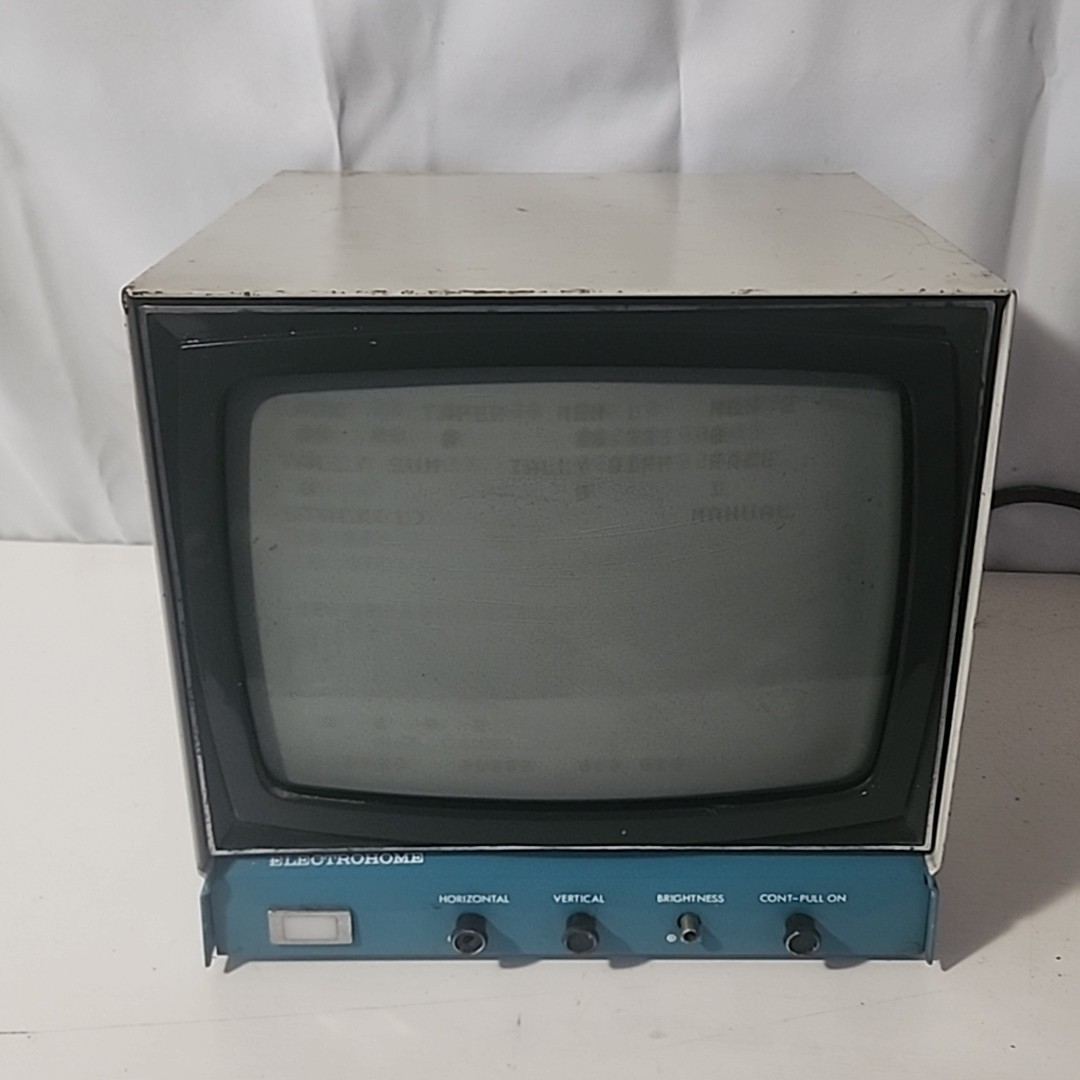 Vintage Gaming Monitor ElectroHome Video Movie TV Set | Made In Canada | Read