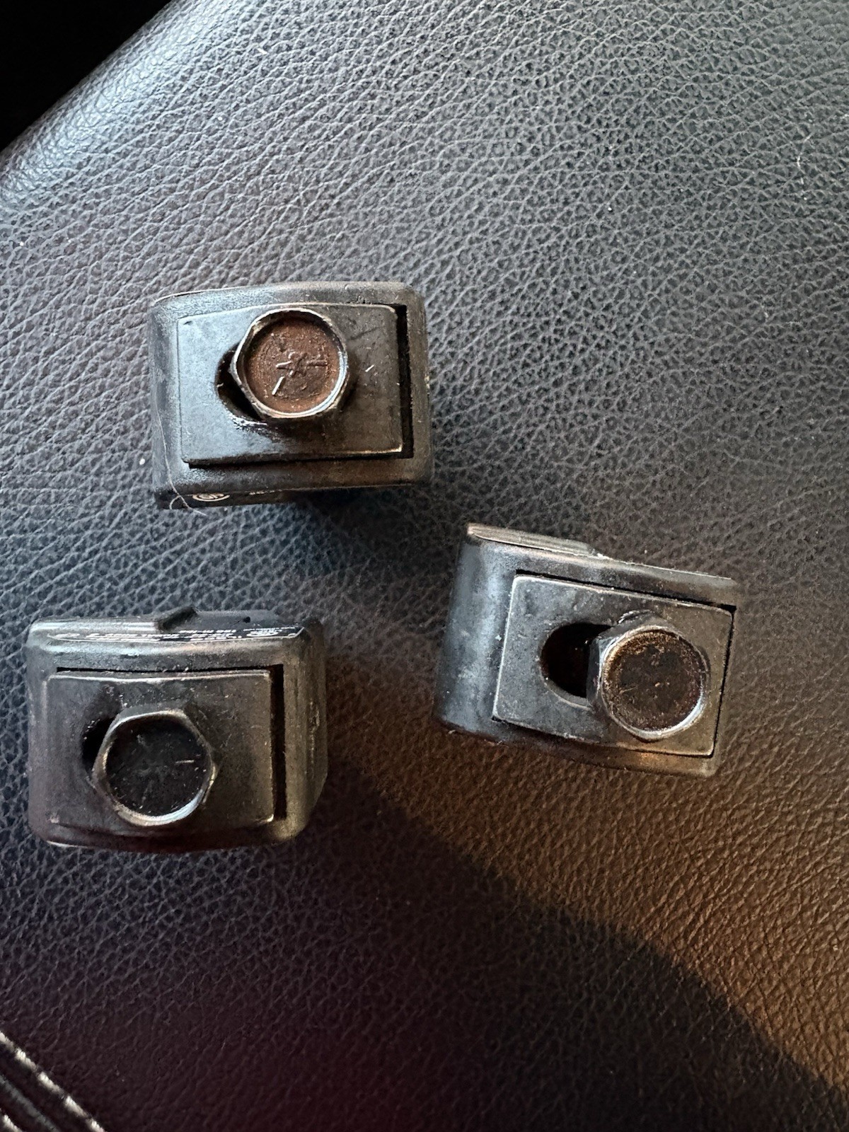 ILSCO IPC-4/0-6 / IPC406 New 1/2″ Bolt Head Piercing Connector Burndys Unused