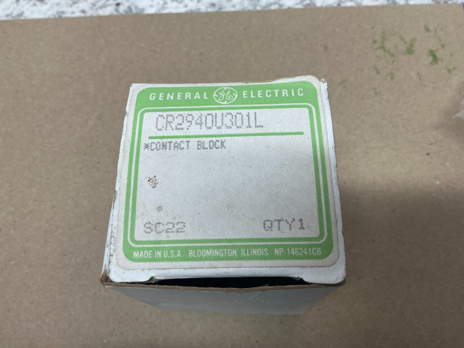 *FREE SHIPPING* GENERAL ELECTRIC CR2940U301L CONTACT BLOCK