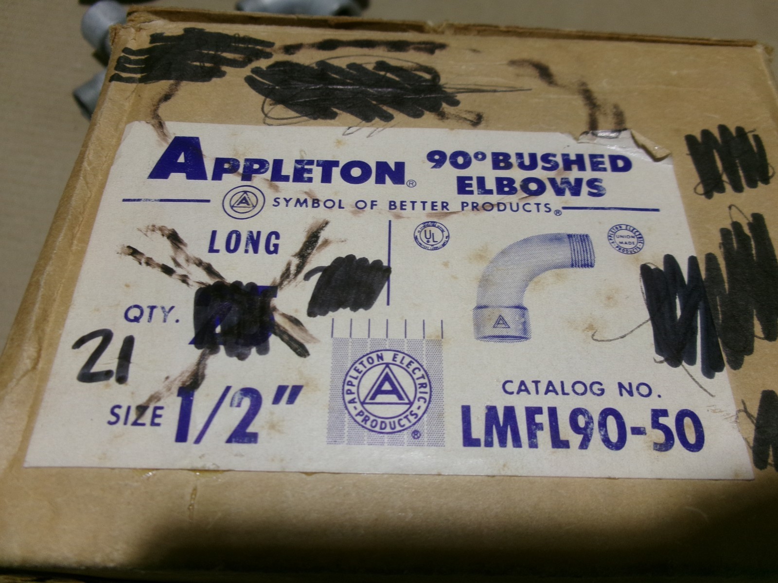 Appleton LMFL90-50 Box of 21 1/2″ 90* Bushed Elbows Long AK