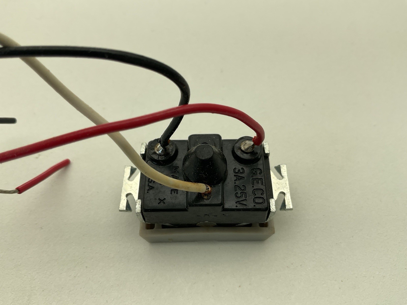 GE/General Electric RCS2, Remote Control Switch, 3A 25V AC