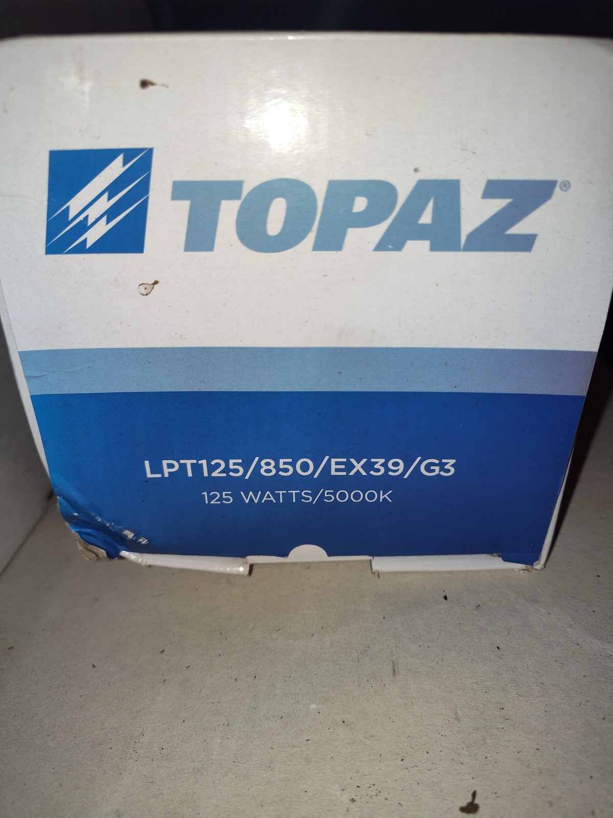 74368 Topaz 125 Watt Post Top LED Lamp 5000K EX39 Base 120-277V NEW