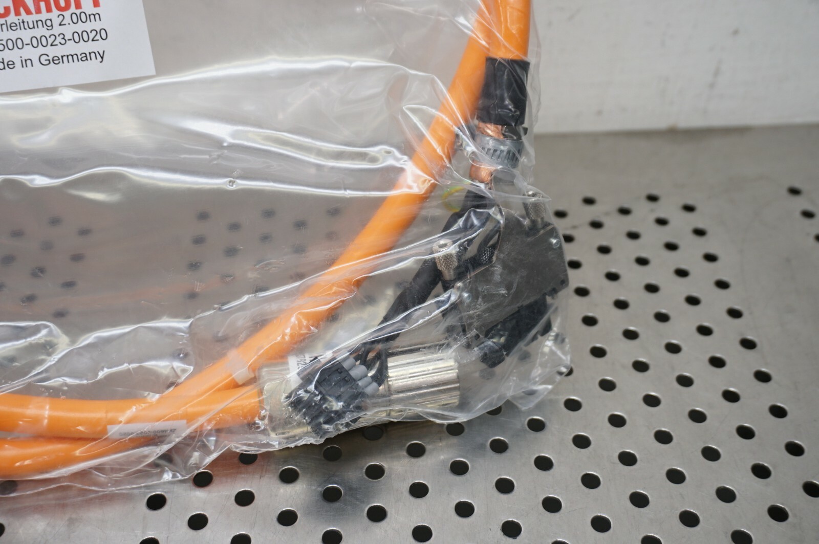 New! Beckhoff ZK4500-0023-0020 Servo Drive Cable 2 Meter