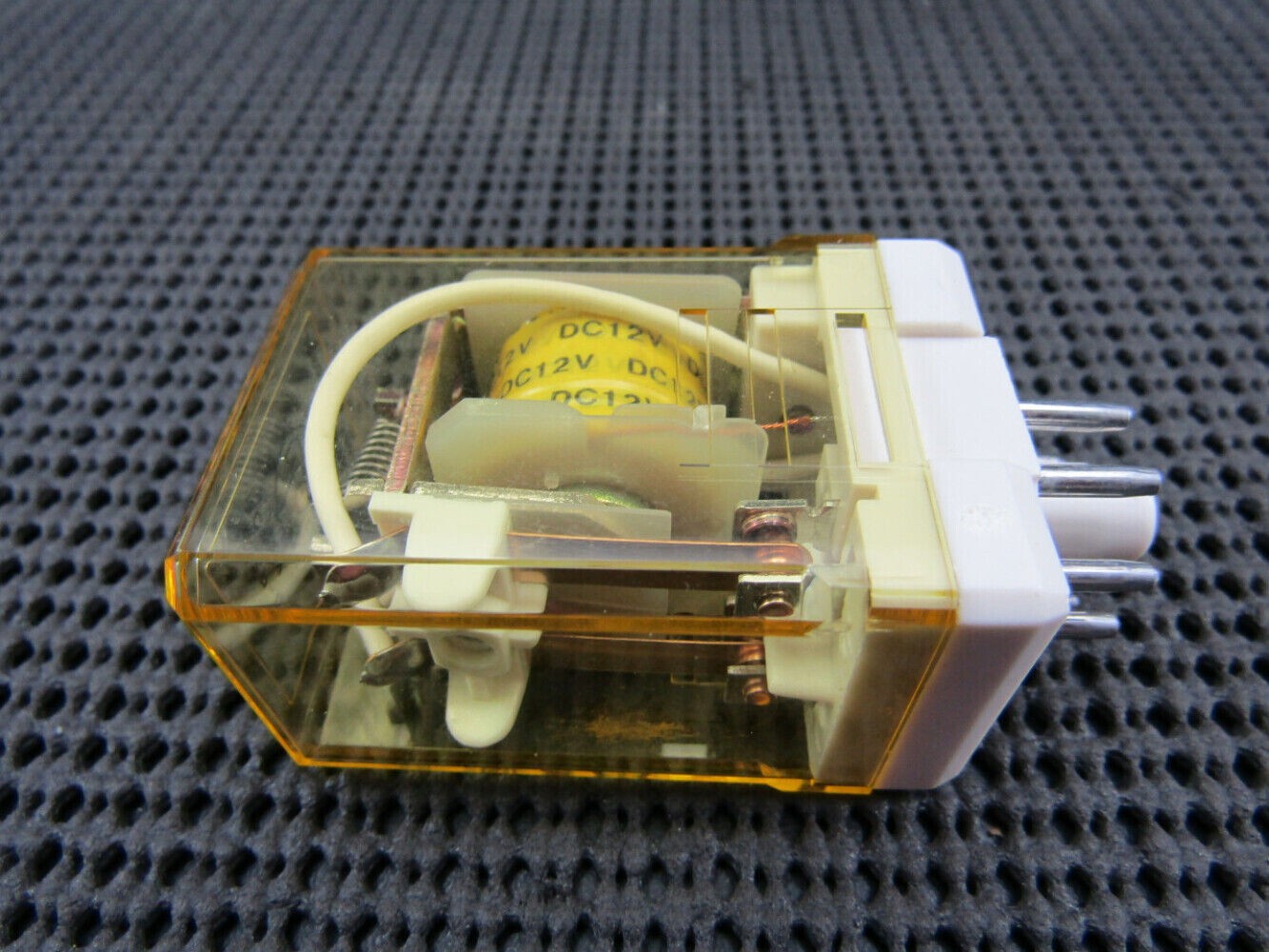 Idec RR2P-UDC12 2P 12V 8 Pin DPDT RR Series Power Relay – New No Box