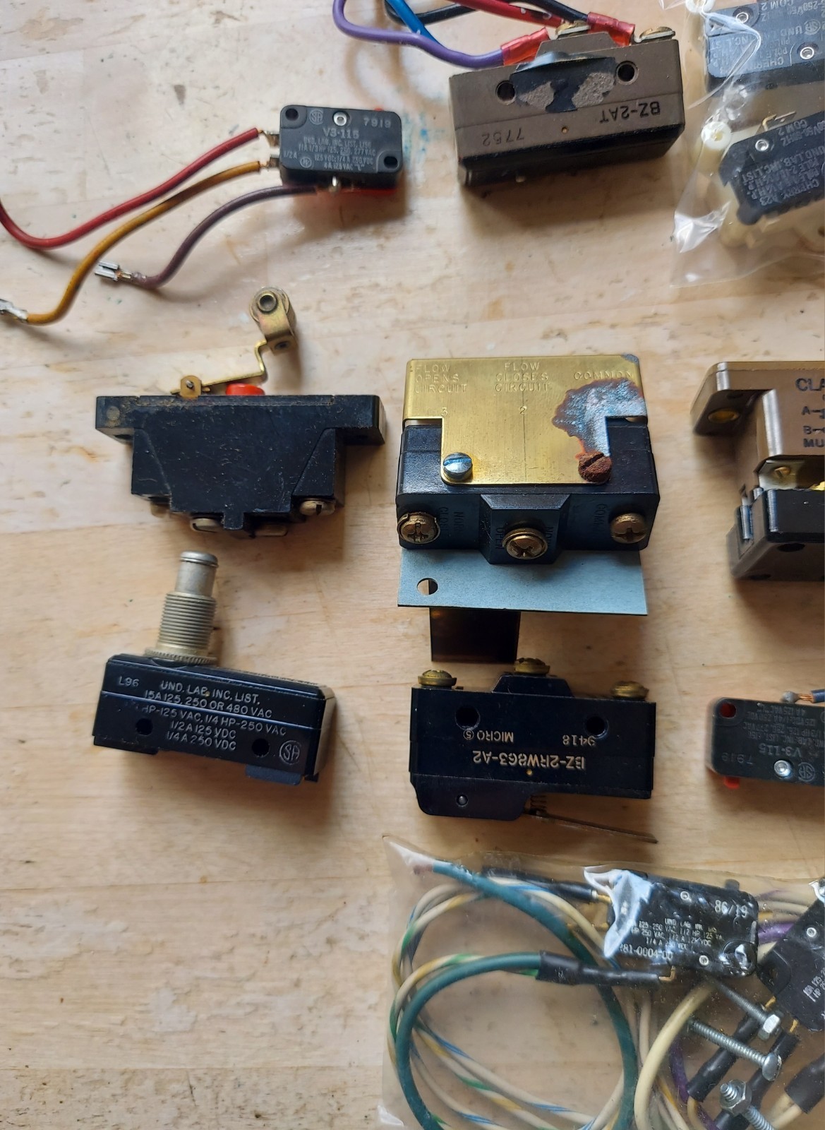Micro Switch Lot. Electrical Swirch Lot Various Manufacturers. Lot See Photos
