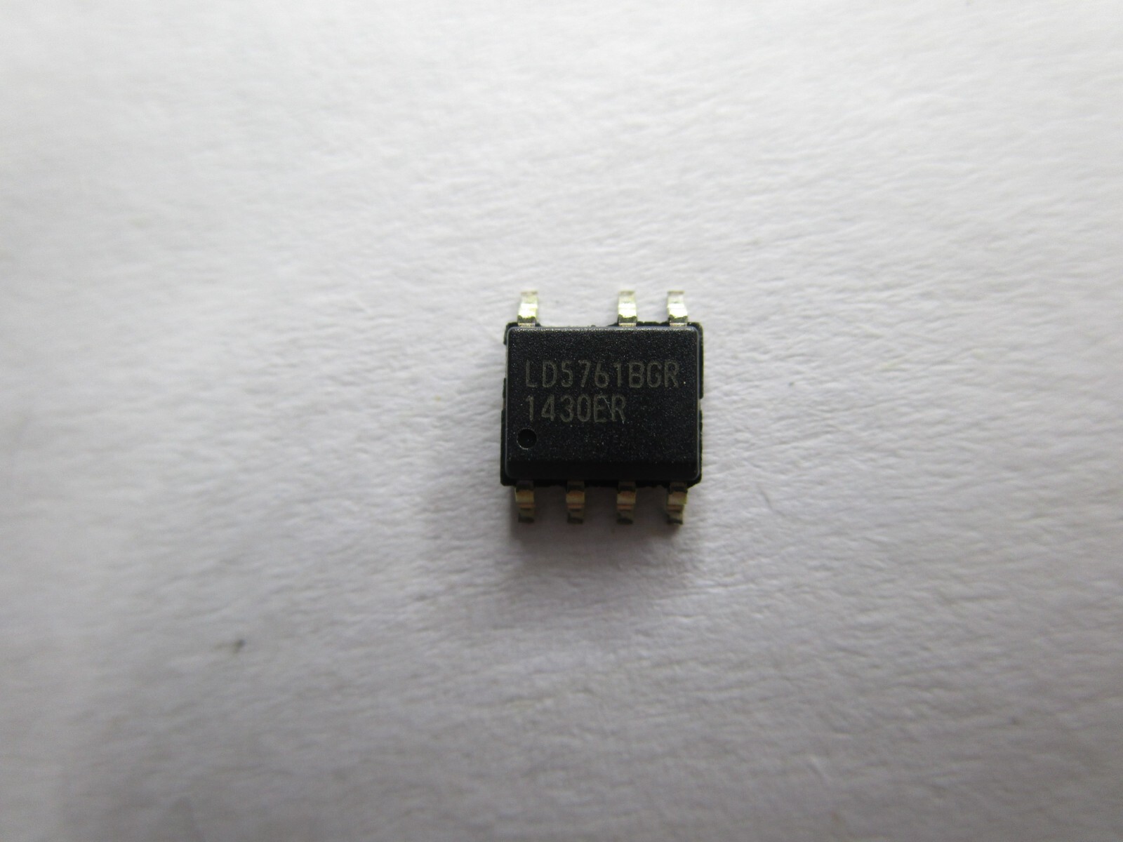 10pcs LD5761 LDS761BGR LD57G1BGR LD576IBGR LD57618GR LD5761B6R LD5761BGR SOP7 IC