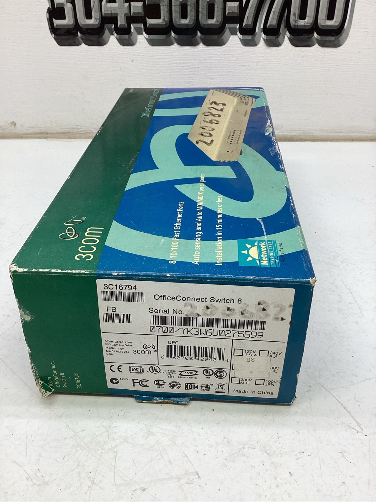 Office Connect Switch 8 3COM 3C16794 NIB