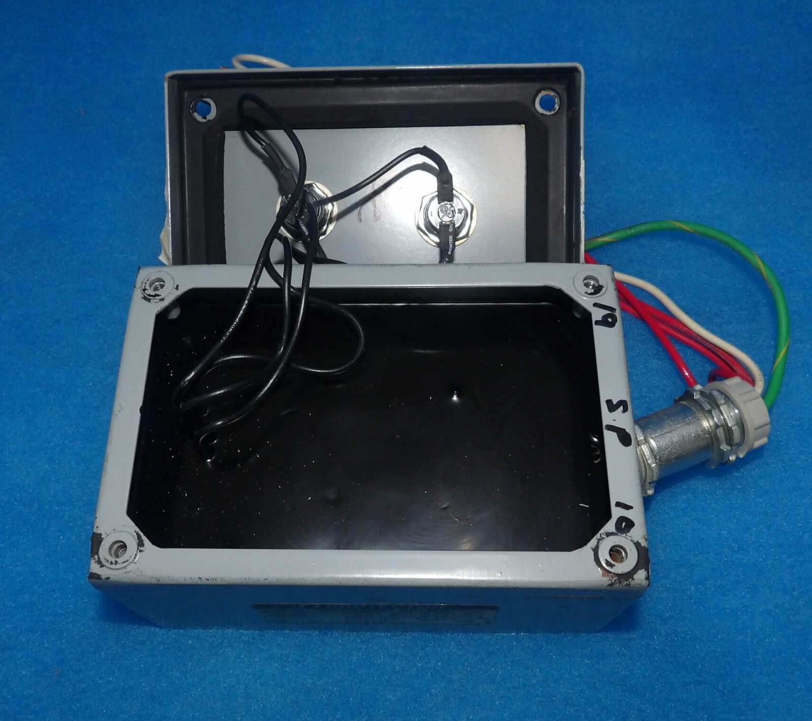Innovative Technology SP-3Y 120-208 Transient-Voltage Surge Supressor + 1 Yea…