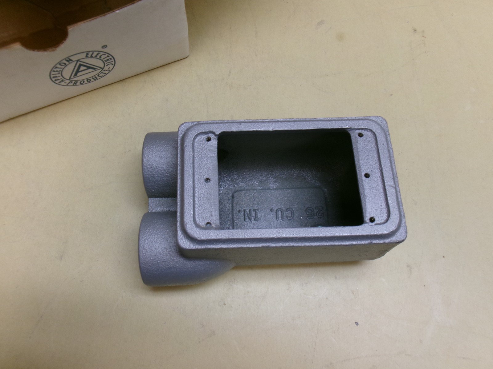 Appleton FDS-1-75, 3/4″ Mall Iron FS-FD CS Dev Box