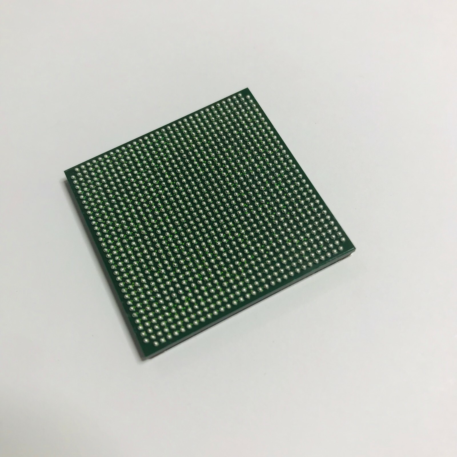 EP2S180F1020I4N Altera IC Field Programmable Gate Array742 I/O 1020FBGA