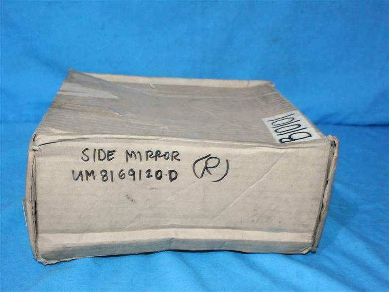 Ford UM81-69120D UM8169120D Side Mirror (R),Door NEW NOB