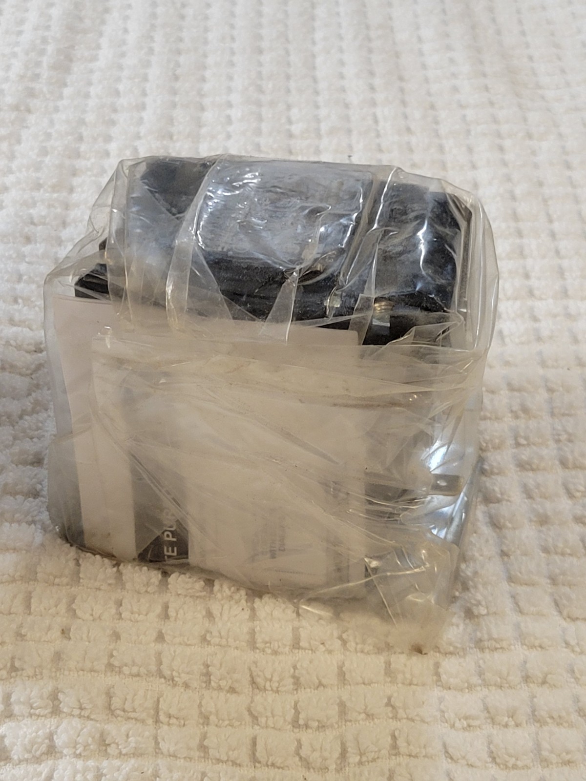 Eaton C25DNF340A 600V 40/60A Contactor New in Box style D125DNF340A Series D1