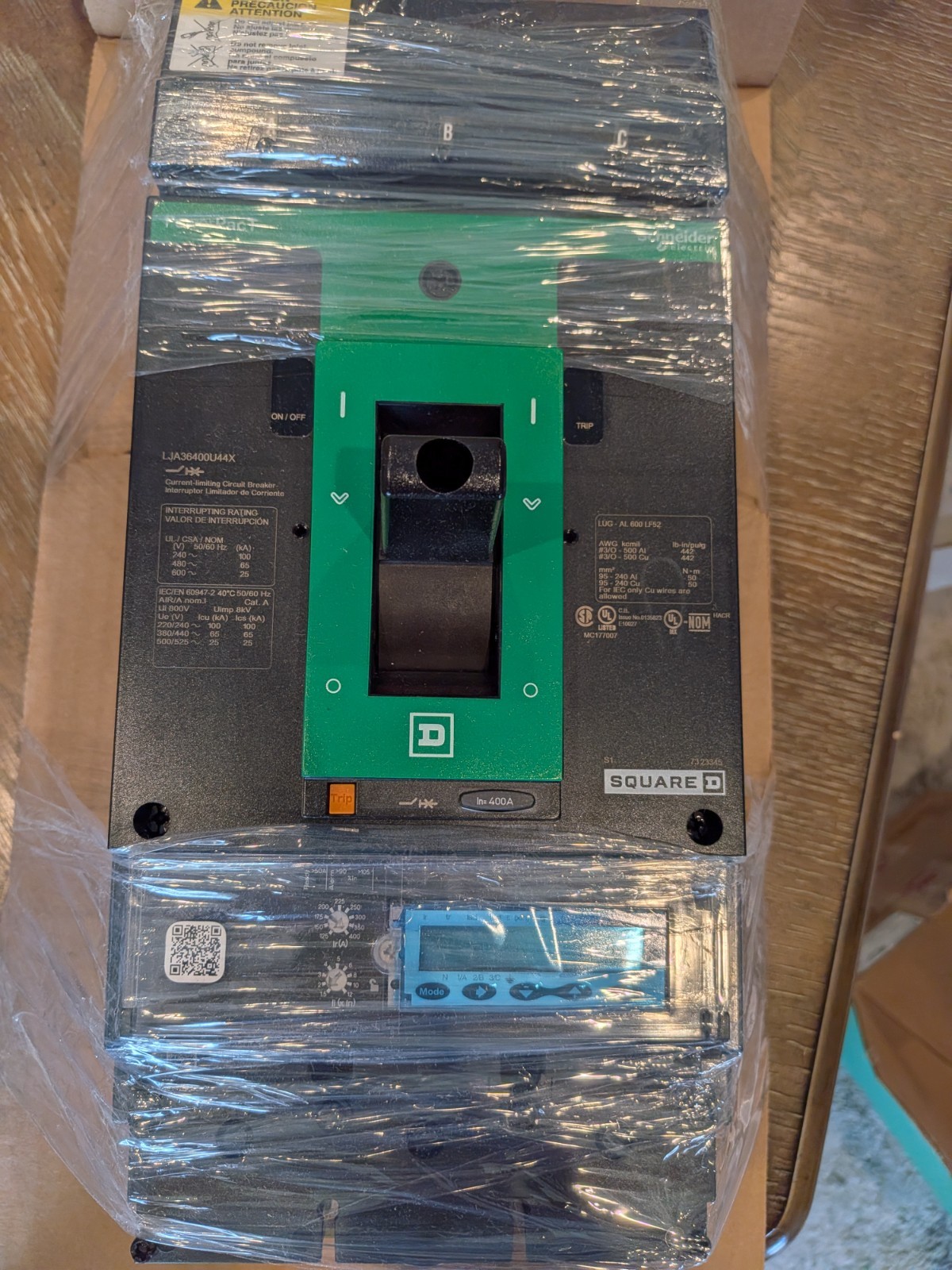 NIB – Square D – LJA36400U44X – Circuit Breaker Powerpact L, 3-Pole, 400A, 600V